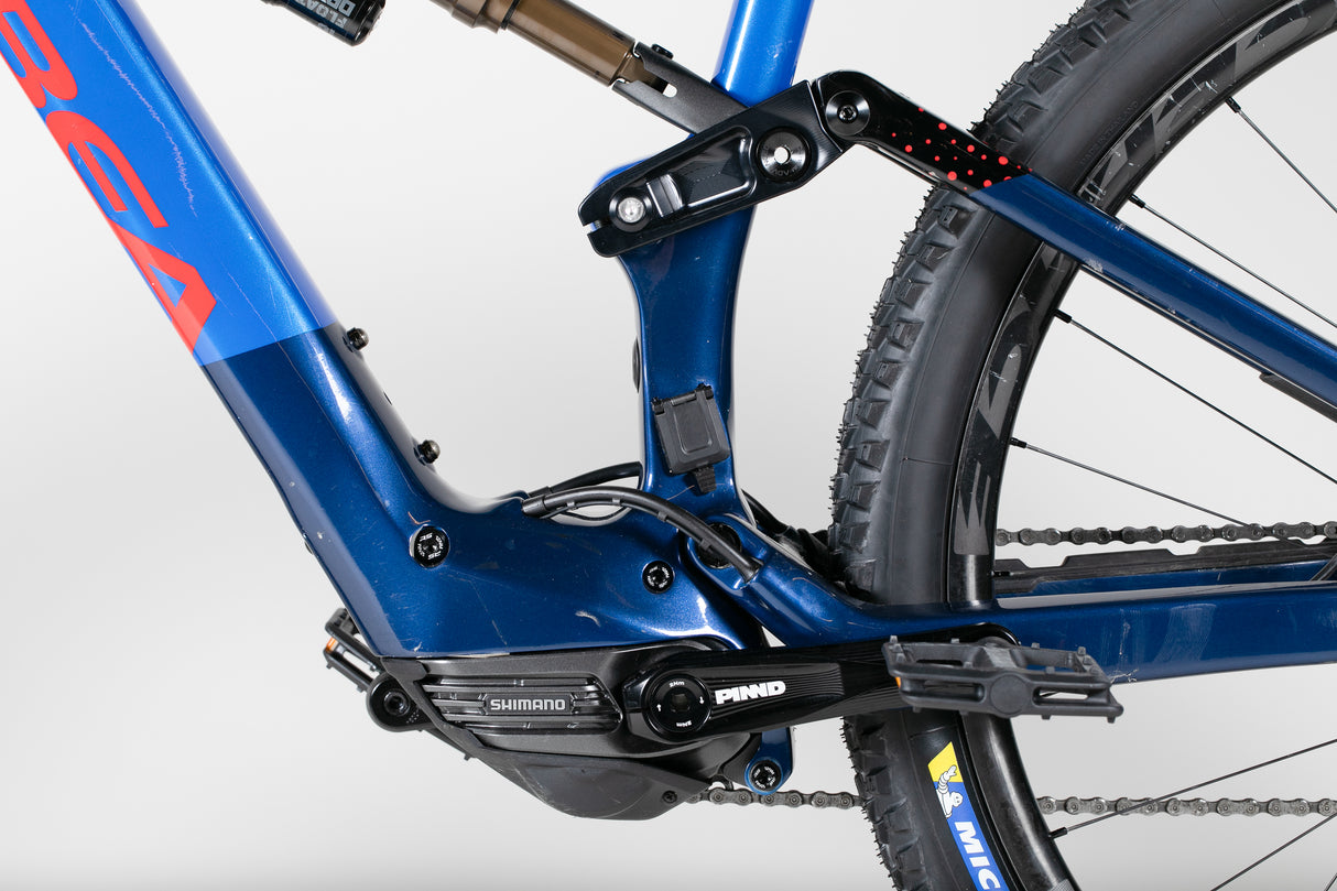 Orbea Rise MyO Custom Carbon M-Team - käytetty sähköpyörä ajajalle 160-175 cm