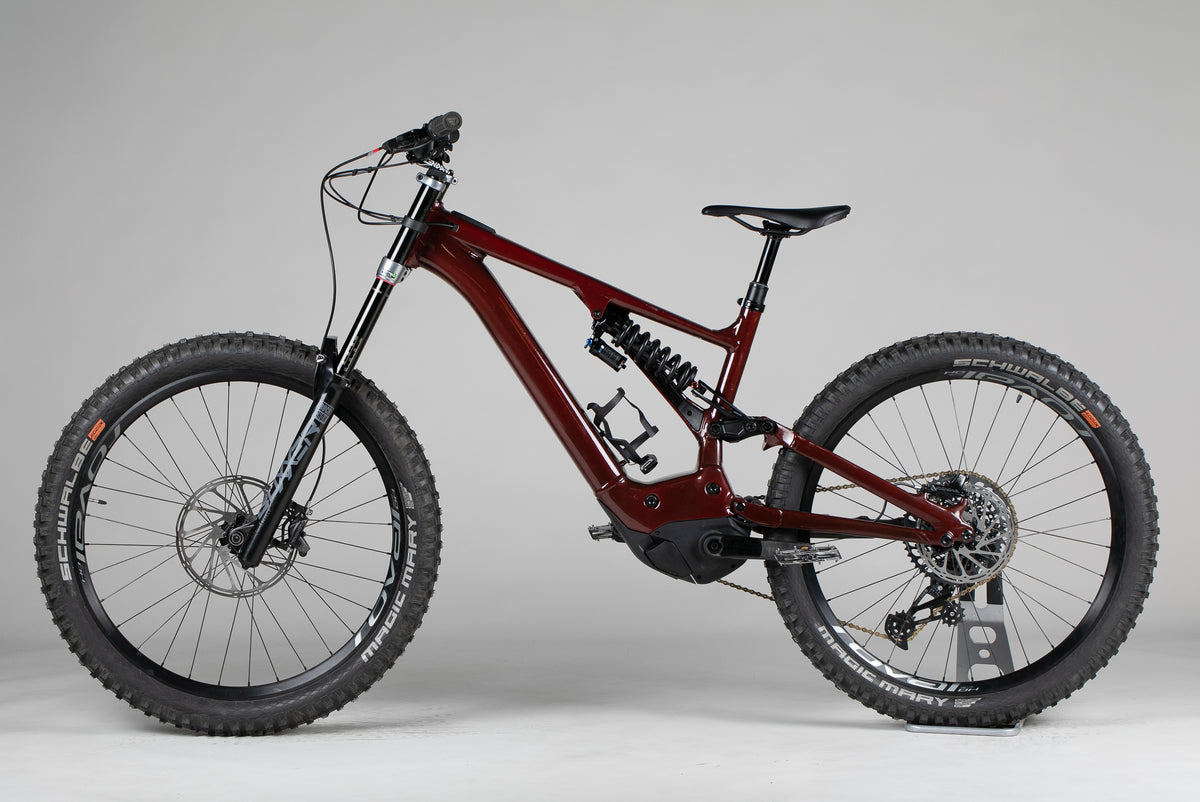 Specialized Turbo Kenevo Expert - käytetty sähköpyörä 178-188 cm ajajalle