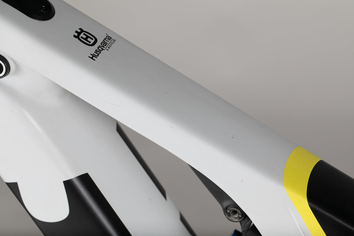 Husqvarna Mountain Cross MC6 - käytetty sähköpyörä 158-171 cm ajajalle
