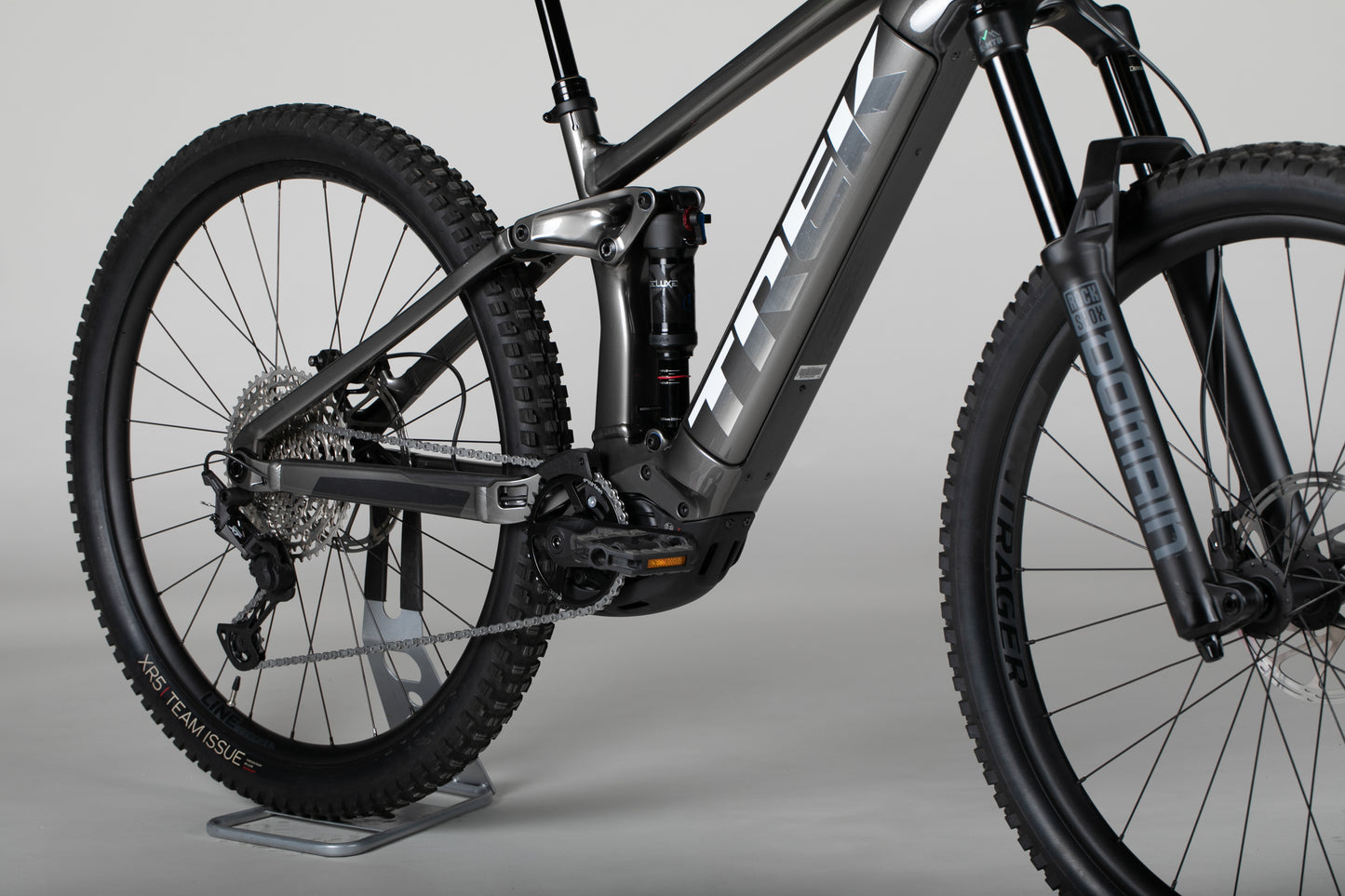 Trek Rail 7 Gen 2 - käytetty sähköpyörä 165-177 cm ajajalle