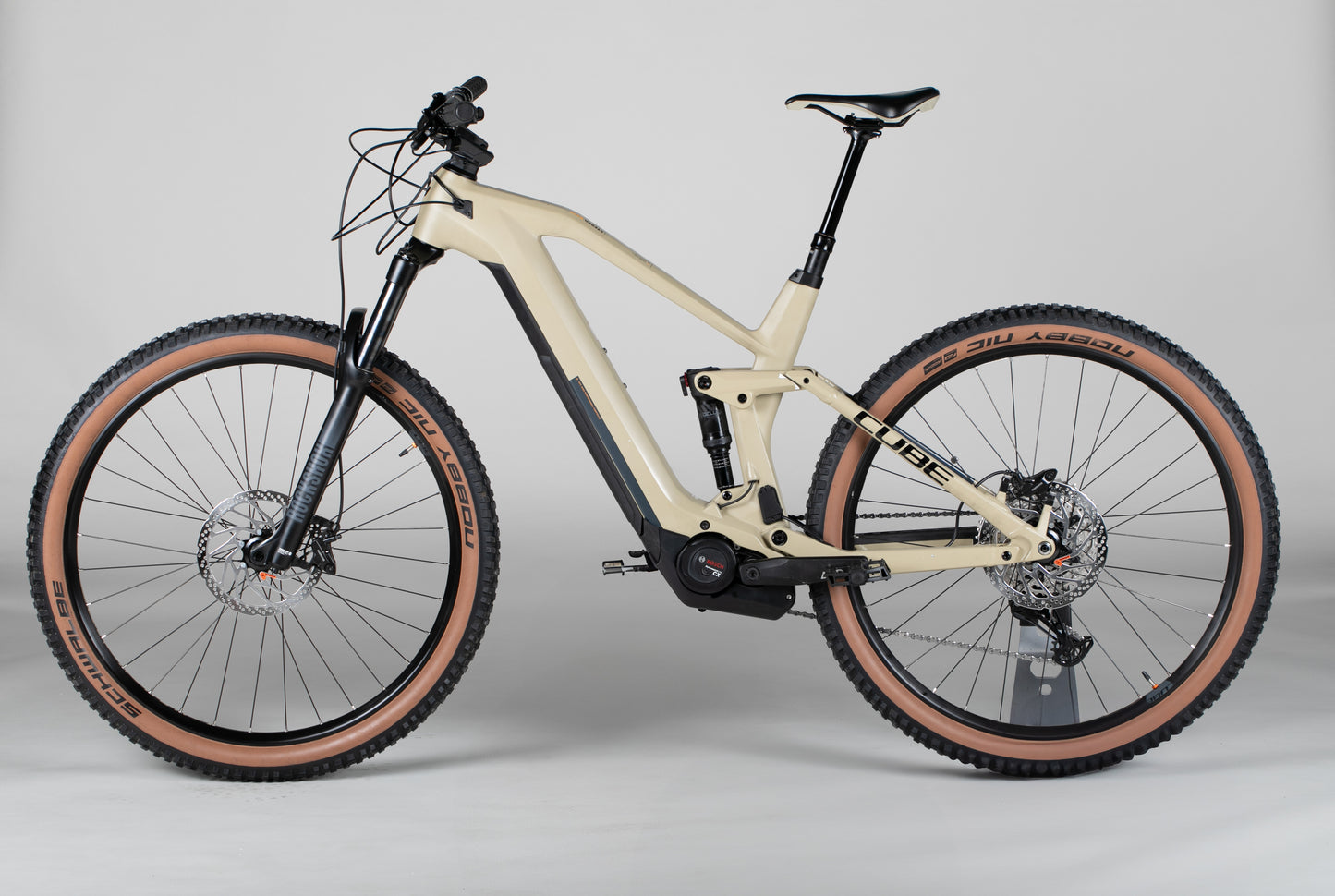 Cube STEREO HYBRID 140 HPC, RACE 625 - käytetty sähköpyörä 178-189 cm ajajalle