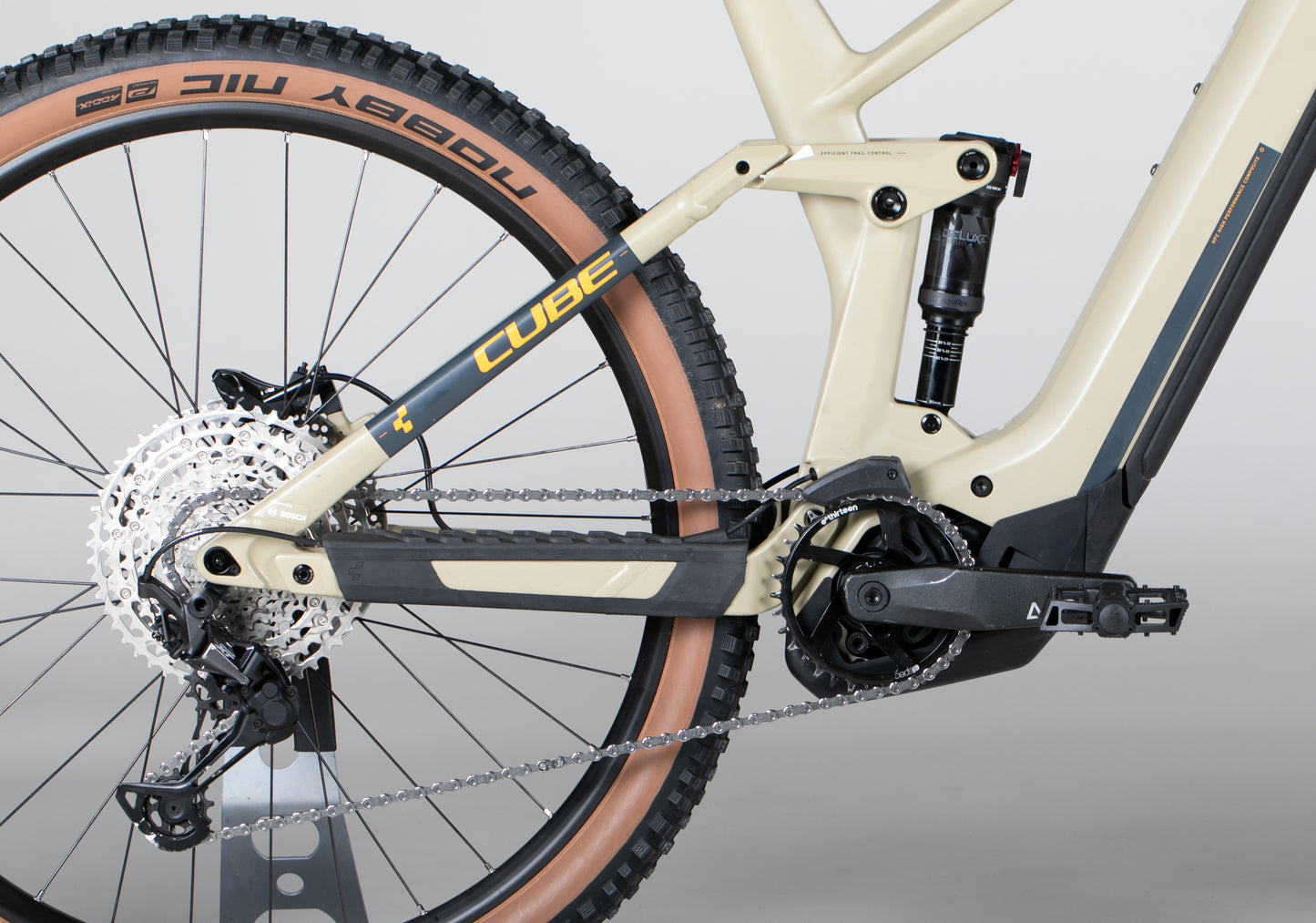 Cube STEREO HYBRID 140 HPC, RACE 625 - käytetty sähköpyörä 178-189 cm ajajalle