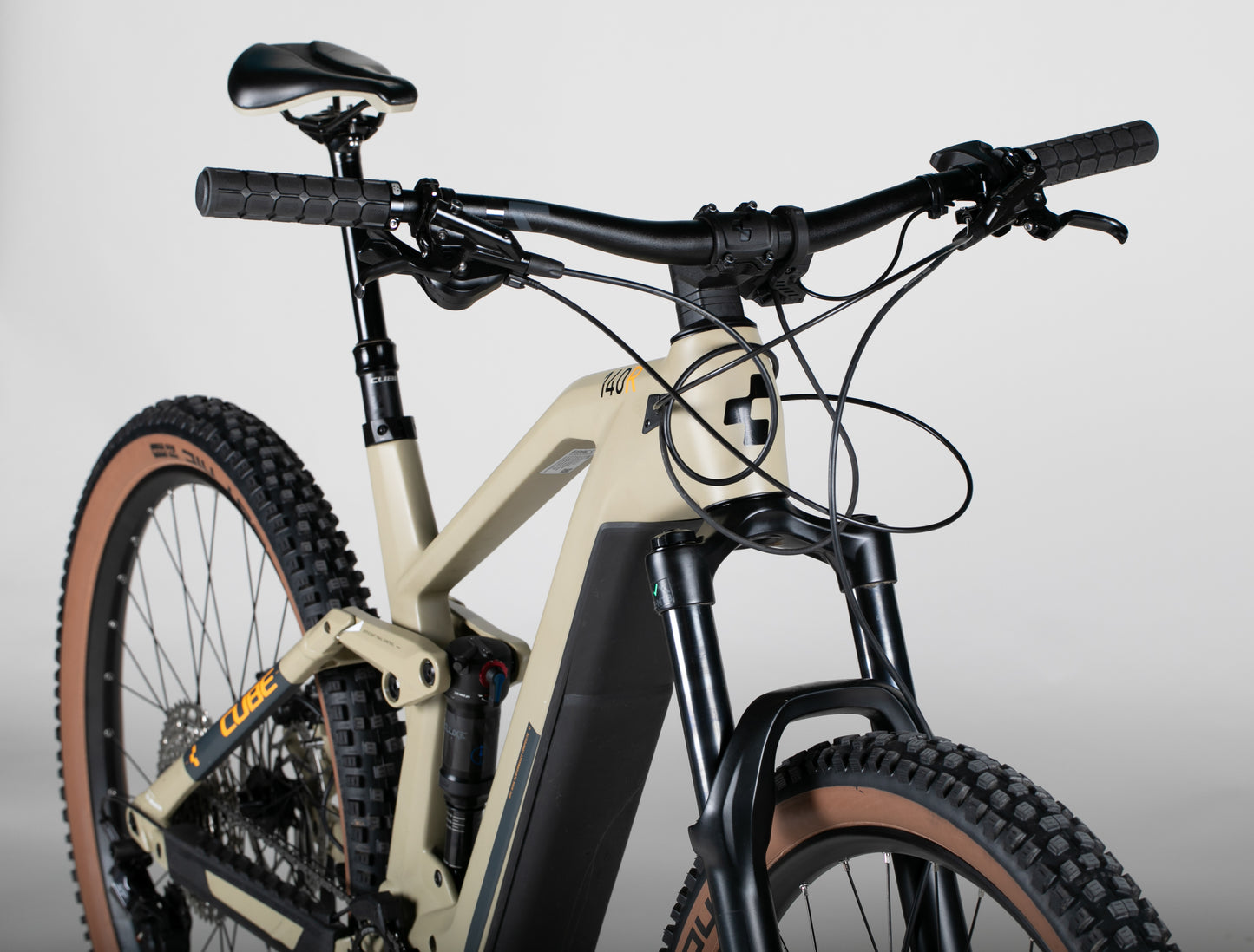 Cube STEREO HYBRID 140 HPC, RACE 625 - käytetty sähköpyörä 178-189 cm ajajalle