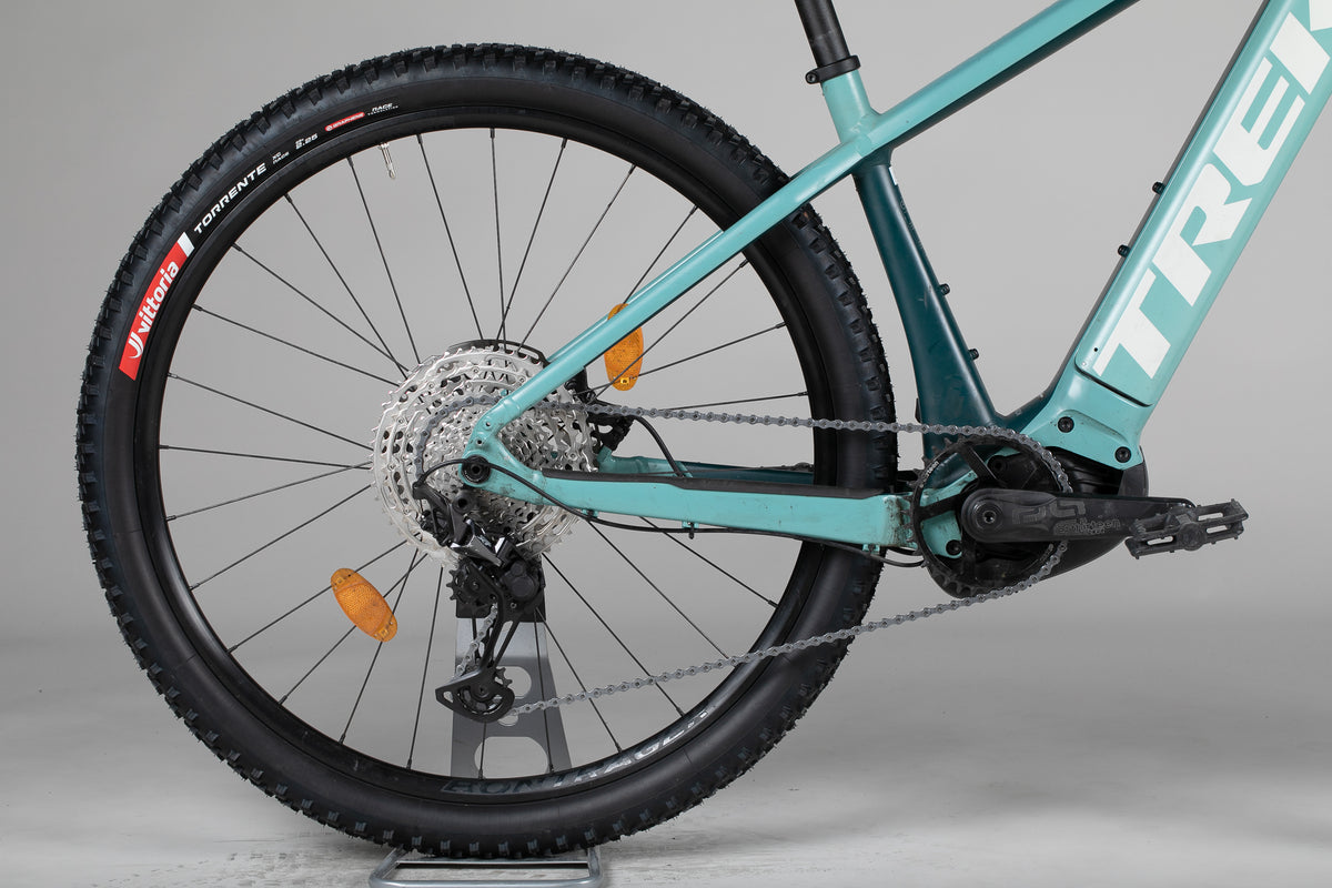 Trek Powerfly 5 - käytetty sähköpyörä 168-178 cm ajajalle