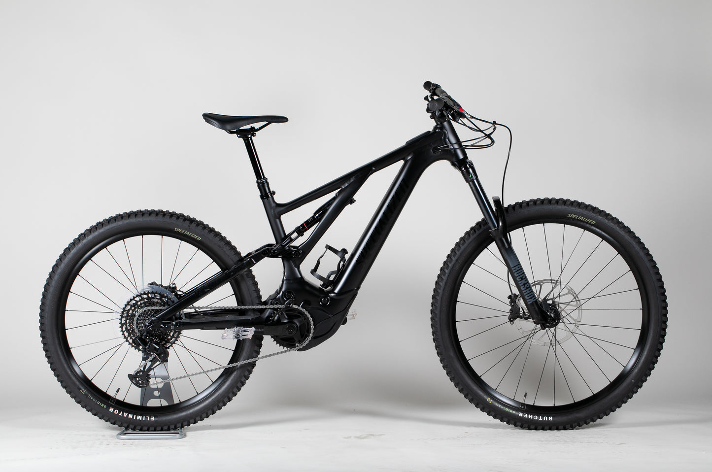 Specialized Turbo Levo Alloy - käytetty sähköpyörä ajajalle 172-188 cm