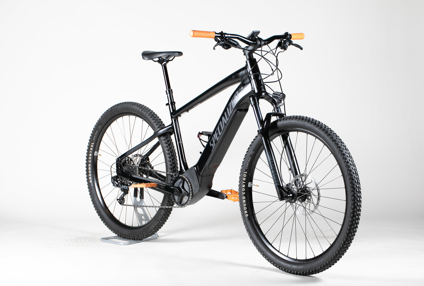 Specialized Turbo Tero 4.0 - käytetty sähköpyörä ajajalle 178-189 cm