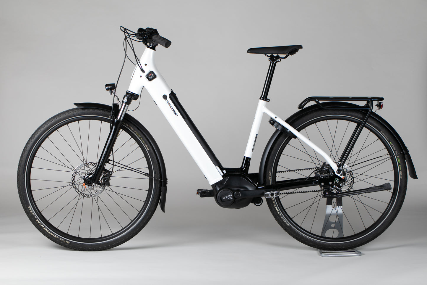 Cannondale Mavaro Neo 4 Low StepThru - käytetty sähköpyörä 180-201 cm ajajalle