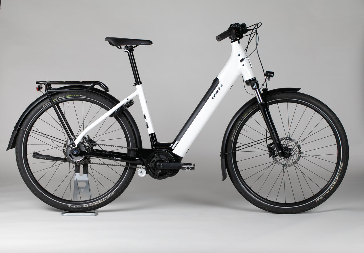 Cannondale Mavaro Neo 4 Low StepThru - käytetty sähköpyörä 180-201 cm ajajalle