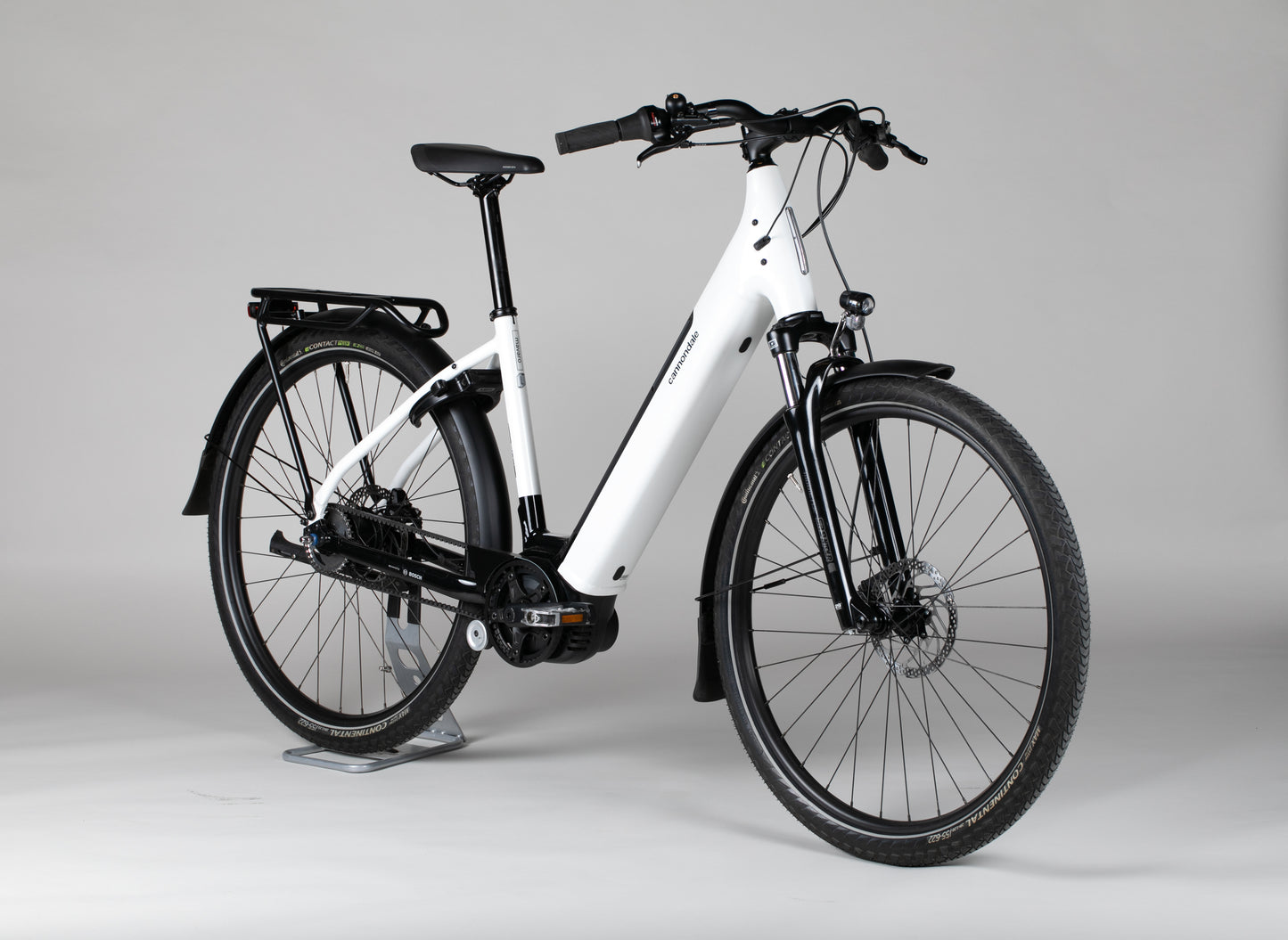 Cannondale Mavaro Neo 4 Low StepThru - käytetty sähköpyörä 180-201 cm ajajalle