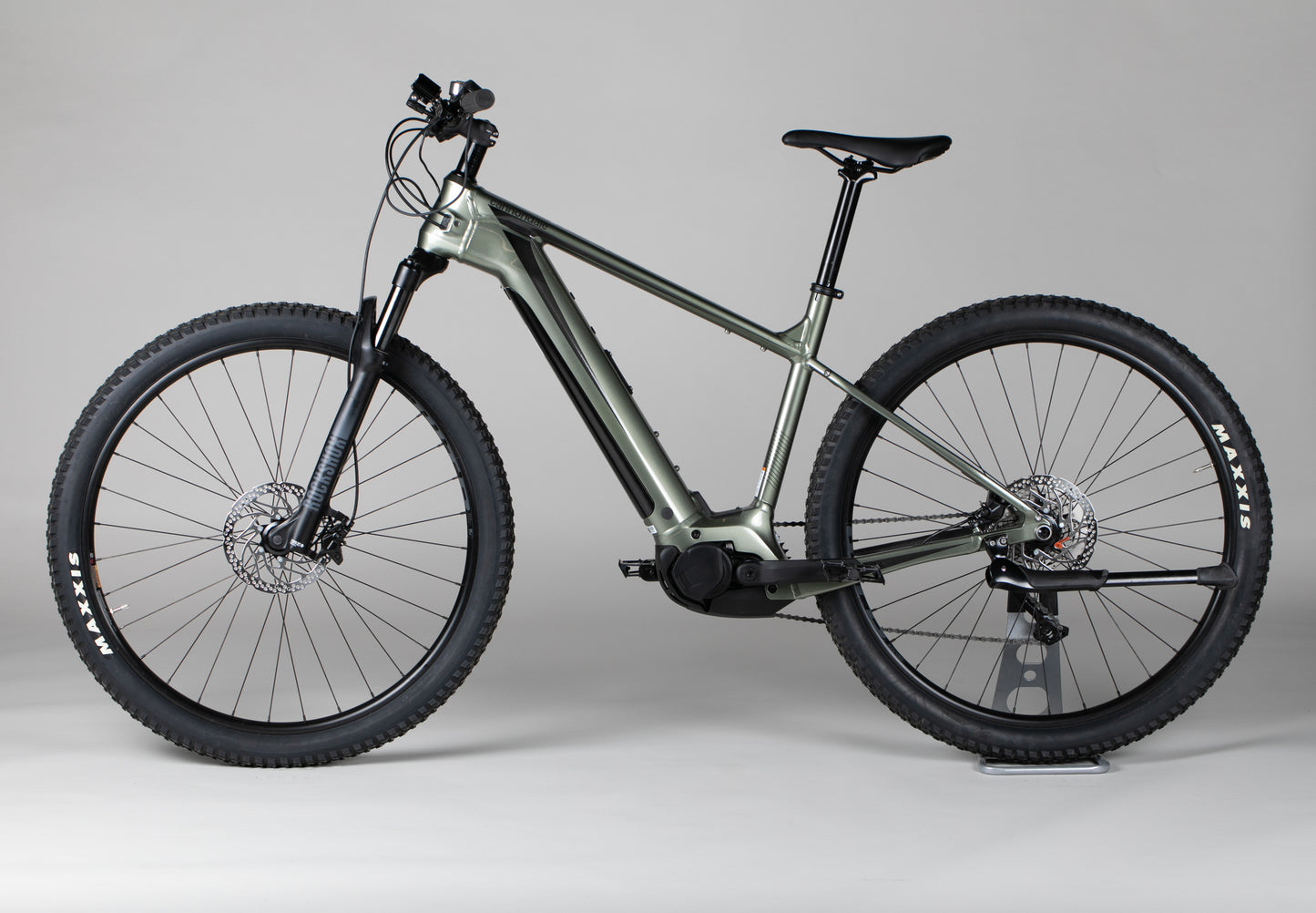 Cannondale Trail Neo 2 - käytetty sähköpyörä 180-190 cm ajajalle