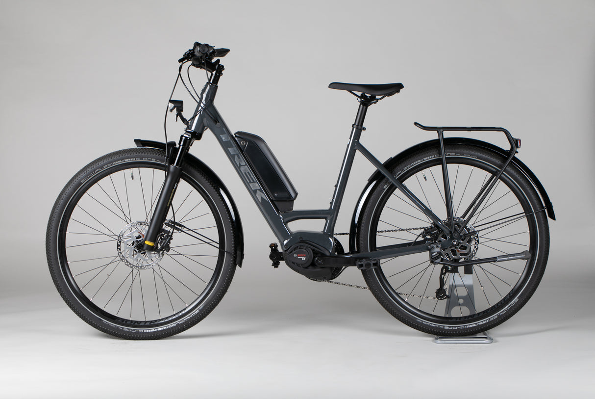 Trek Allant+ 5 - käytetty sähköpyörä 165-176 cm ajajalle