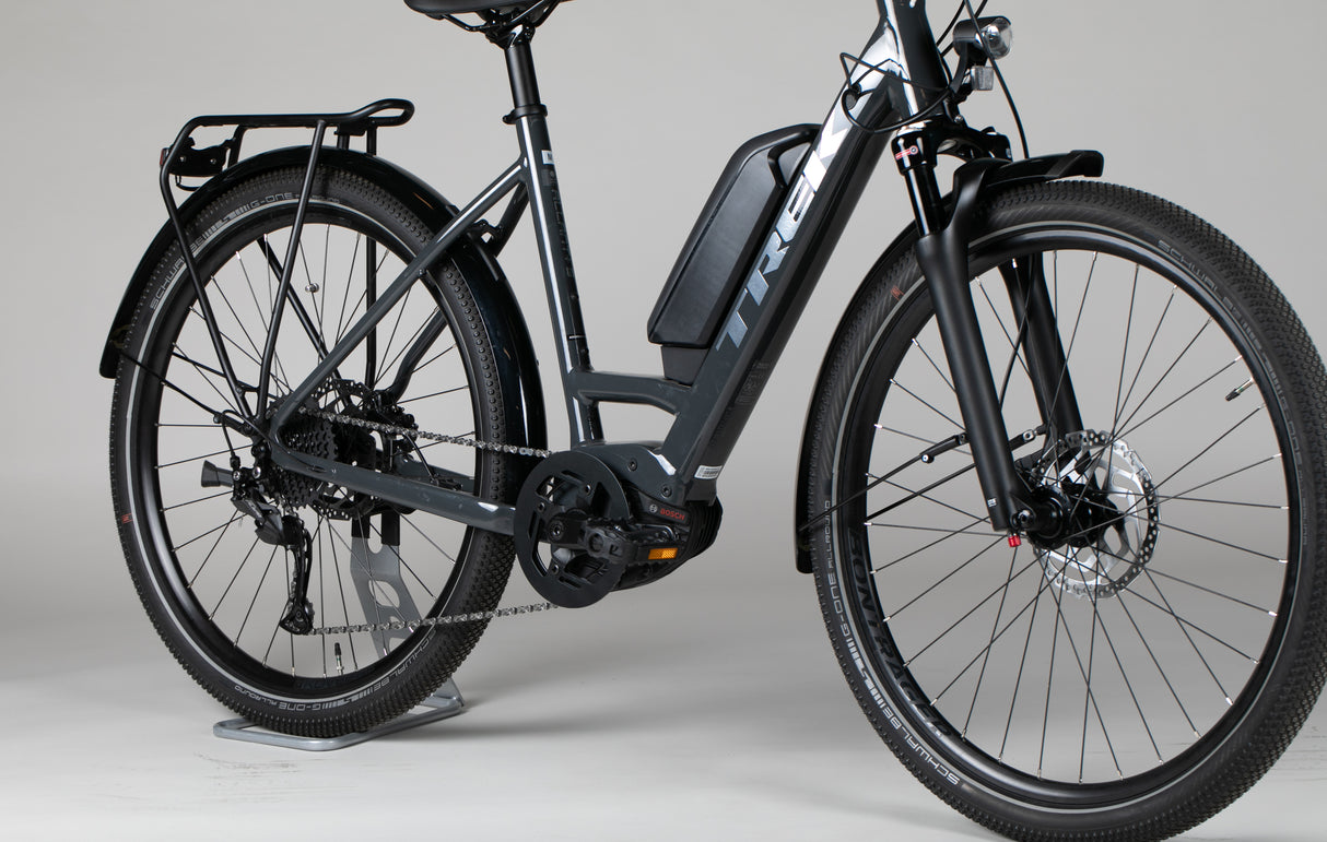 Trek Allant+ 5 - käytetty sähköpyörä 165-176 cm ajajalle