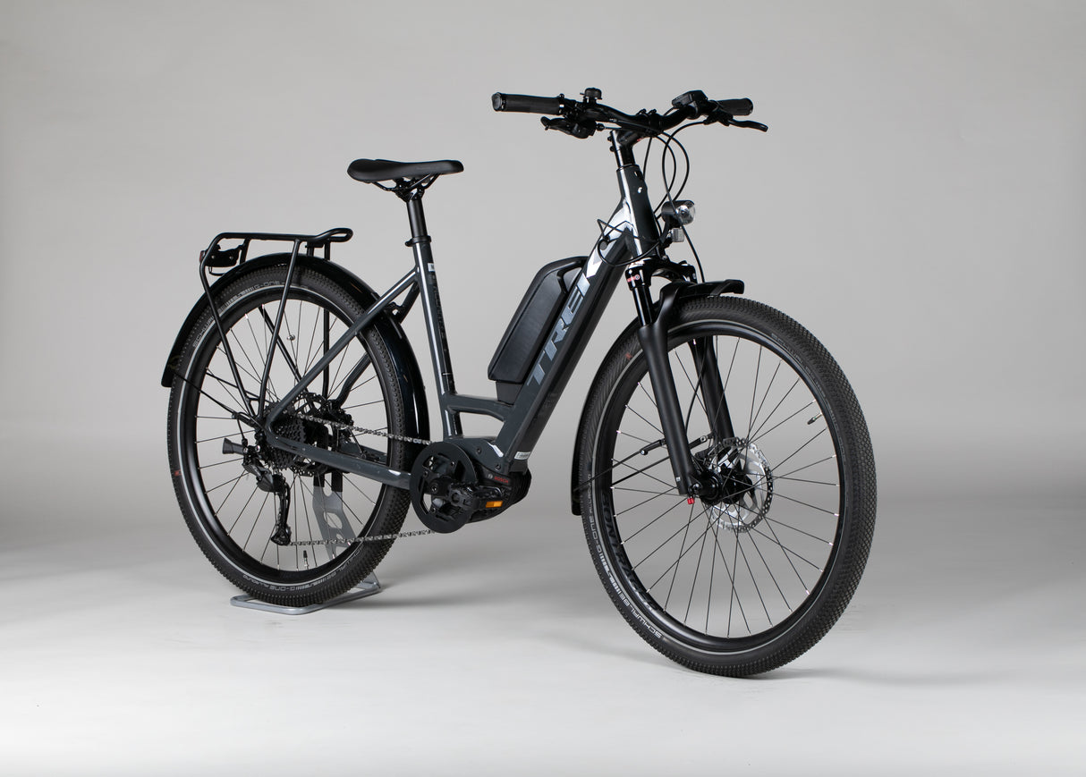 Trek Allant+ 5 - käytetty sähköpyörä 165-176 cm ajajalle