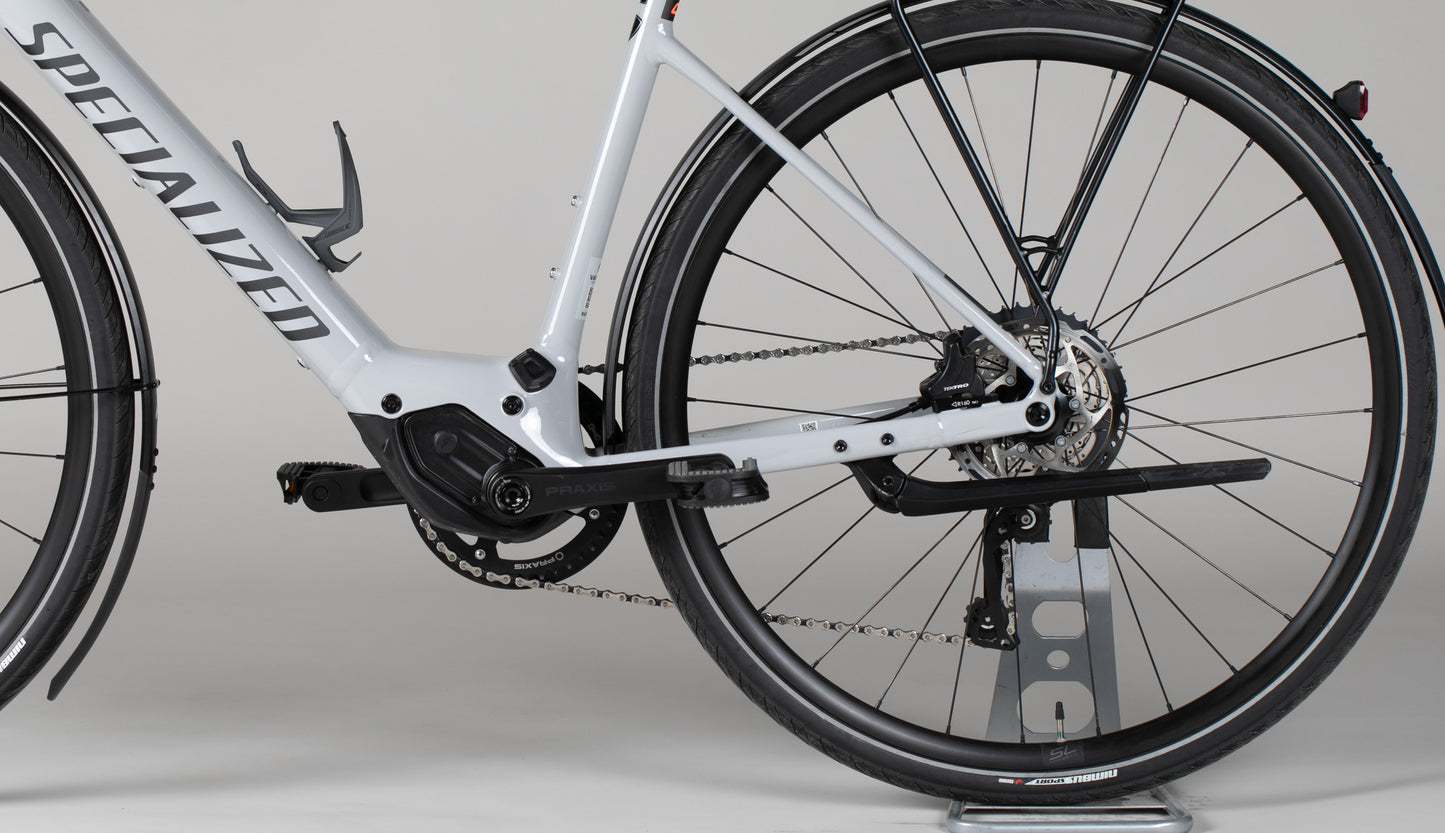 Specialized Vado SL 4.0 EQ - käytetty sähköpyörä 178-185 cm ajajalle