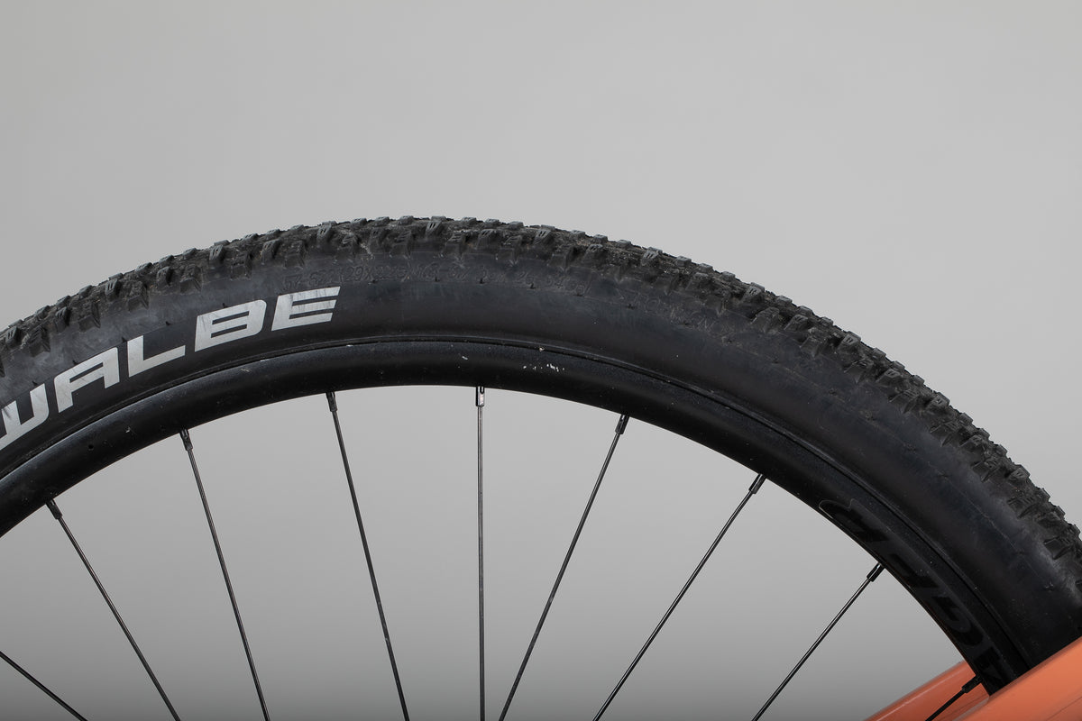 Canyon Neuron:On 7 - käytetty sähköpyörä 171-184 cm ajajalle