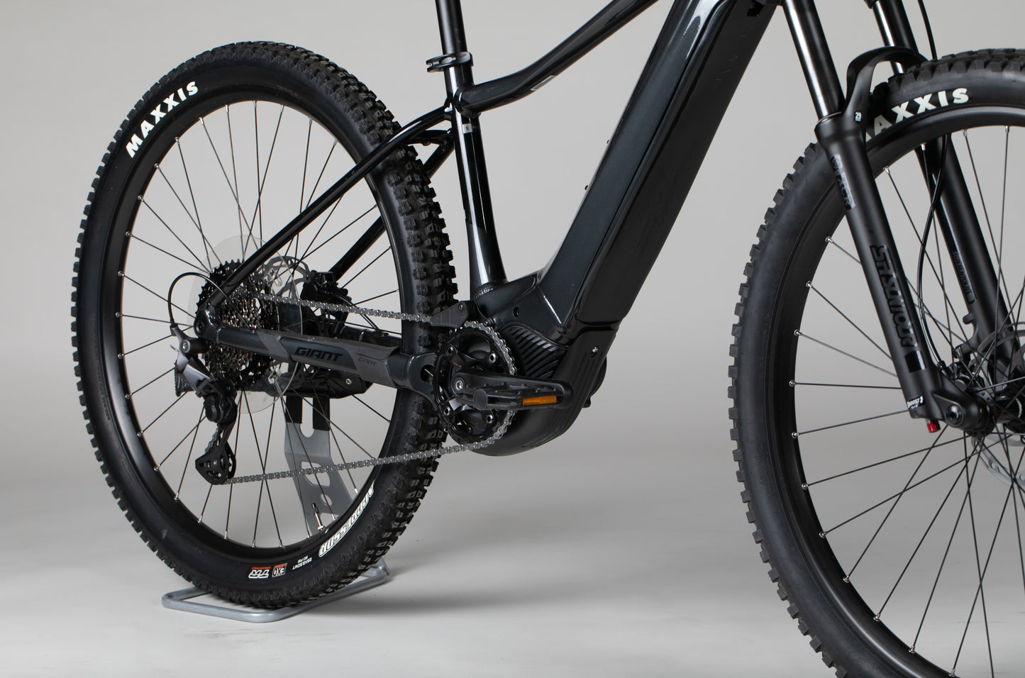 Giant Fathom E+ 2 Pro - käytetty sähköpyörä 162–172 cm ajajalle