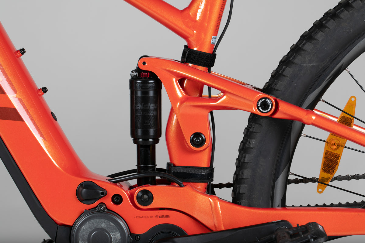 Giant Stance E+ 1 - käytetty sähköpyörä 170-181 cm ajajalle