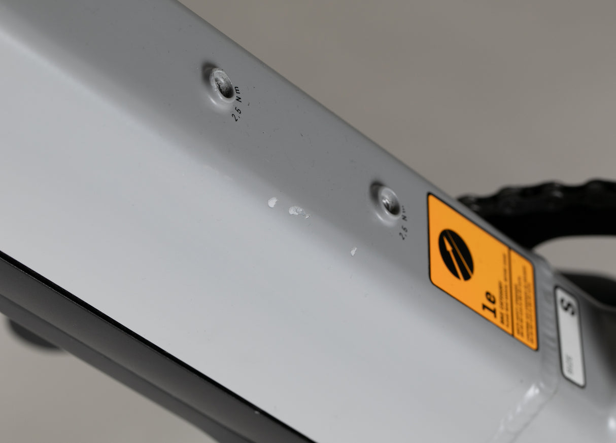 Canyon Roadlite:ON 7 - käytetty sähköpyörä 161-176 cm ajajalle