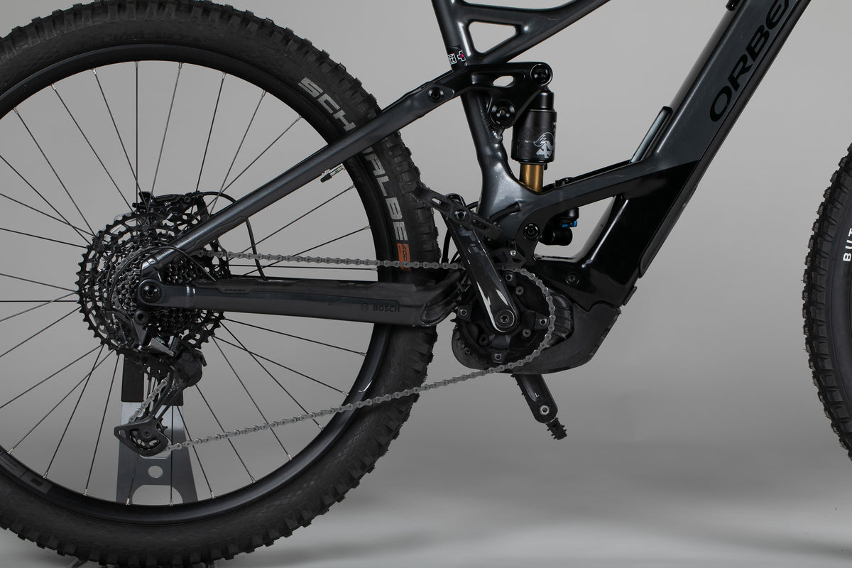 Orbea WILD FS H30 - käytetty sähköpyörä 176-188 cm ajajalle