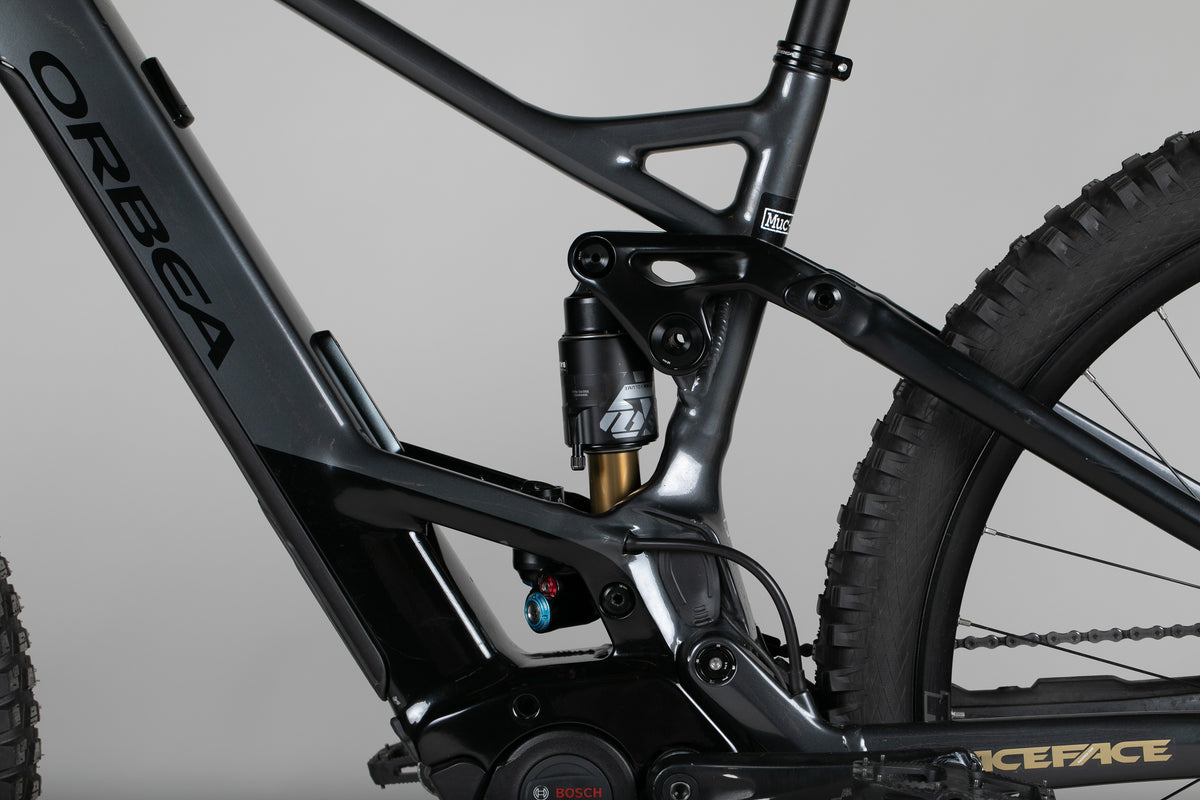 Orbea WILD FS H30 - käytetty sähköpyörä 176-188 cm ajajalle