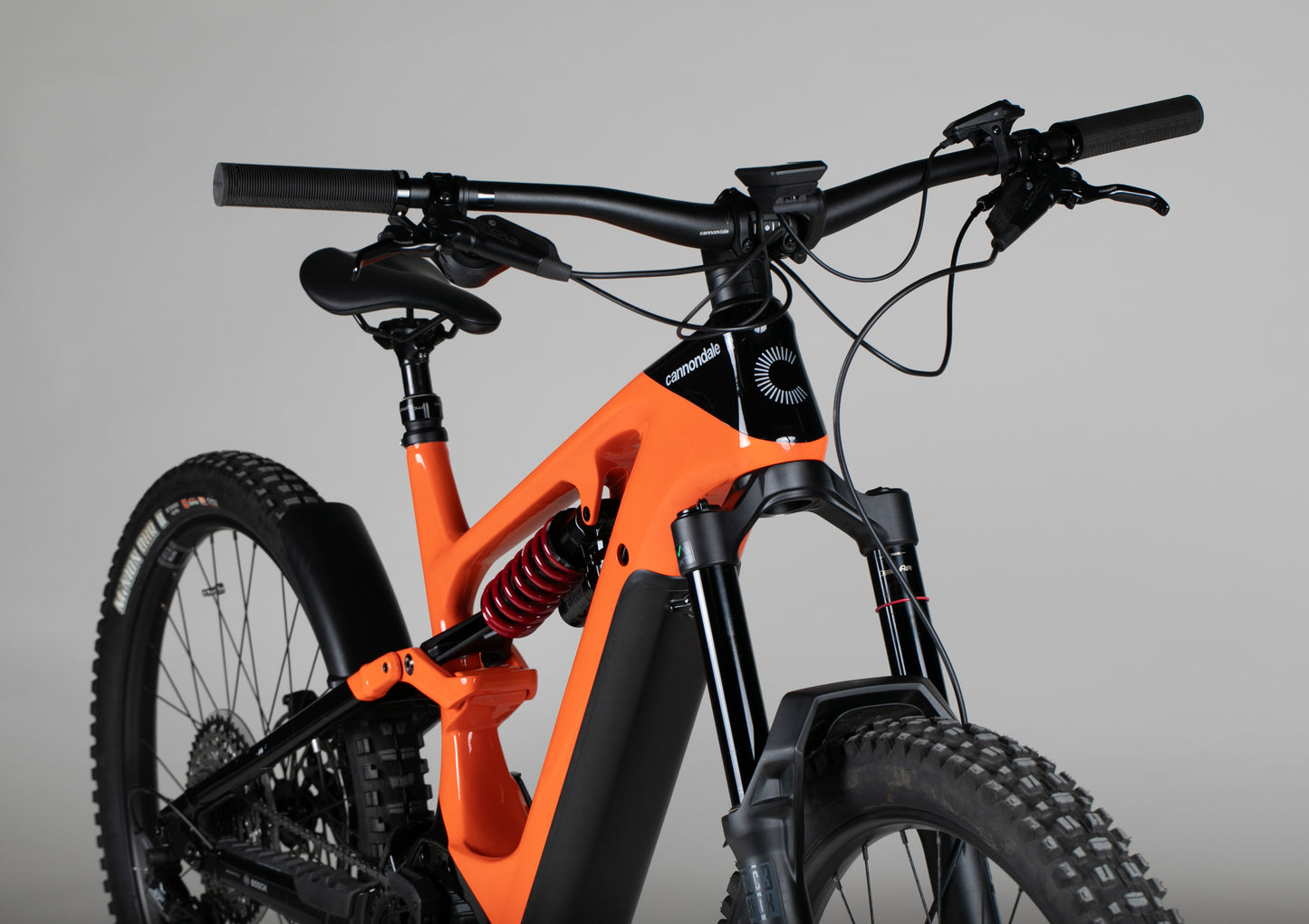 Cannondale Moterra Neo Lt Carbon 2 - käytetty sähköpyörä 172–185 cm ajajalle