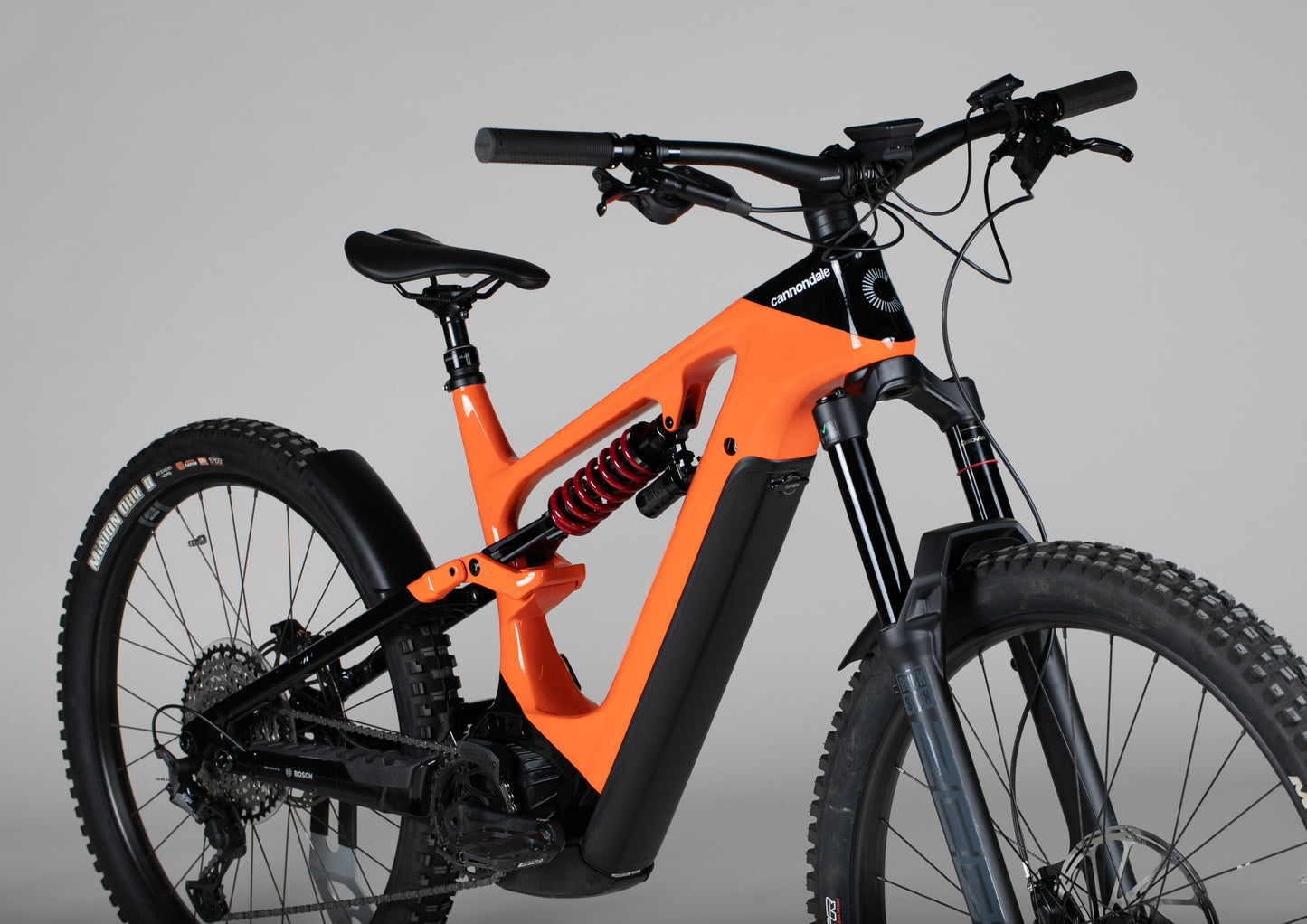 Cannondale Moterra Neo Lt Carbon 2 - käytetty sähköpyörä 172–185 cm ajajalle