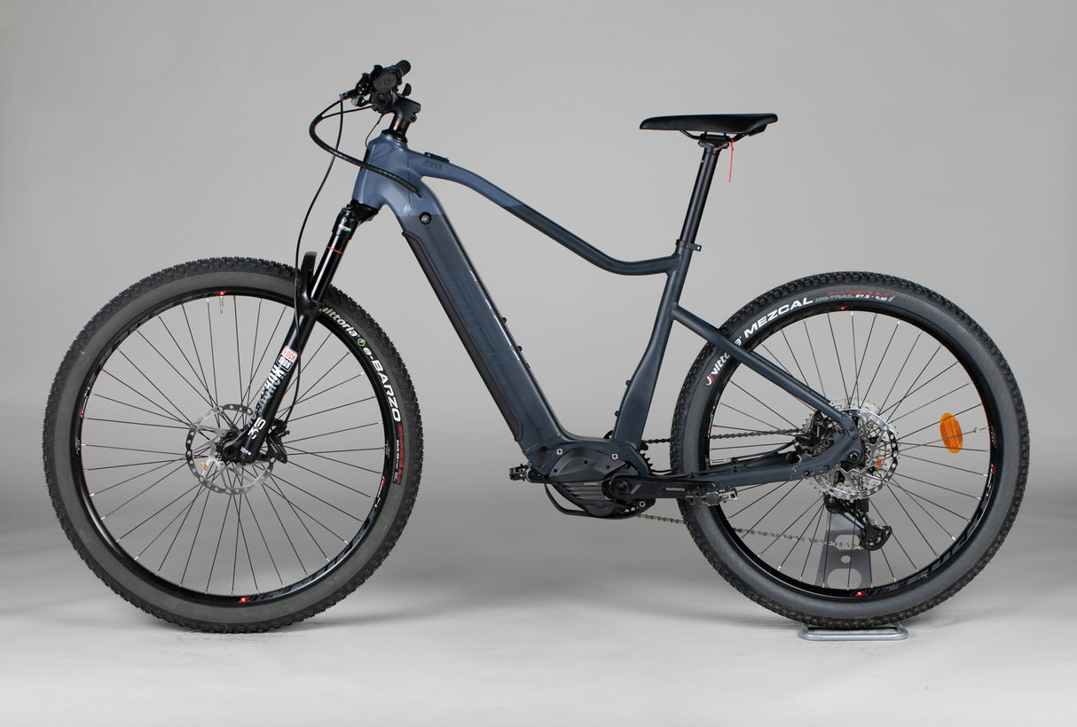 Helkama XE12 - käytetty sähköpyörä 175-190 cm ajajalle