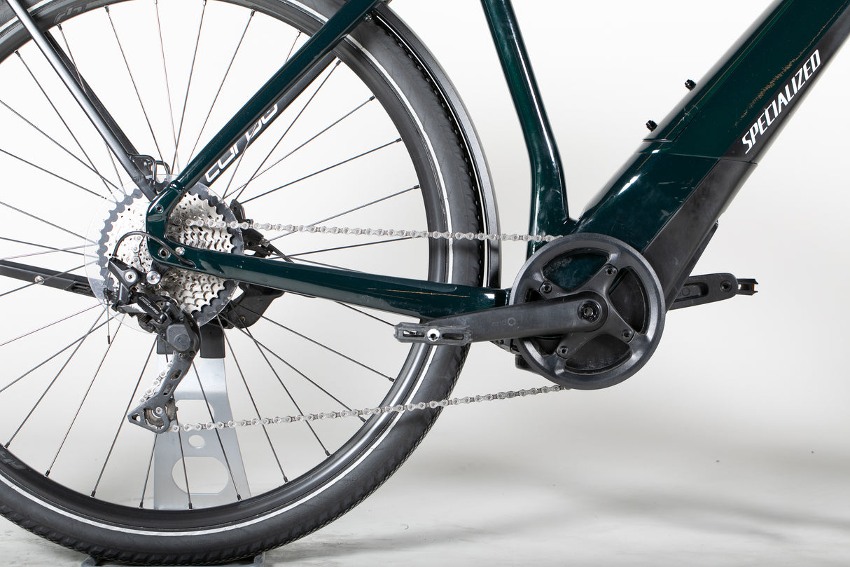 Specialized Turbo Vado 4.0 - käytetty sähköpyörä ajajalle 183-193 cm