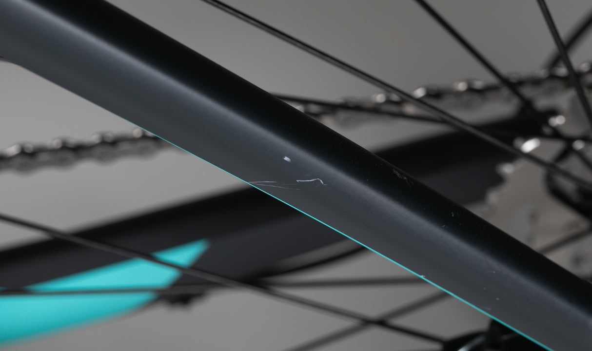 Trek Powerfly 4 - käytetty sähköpyörä 173–188 cm ajajalle