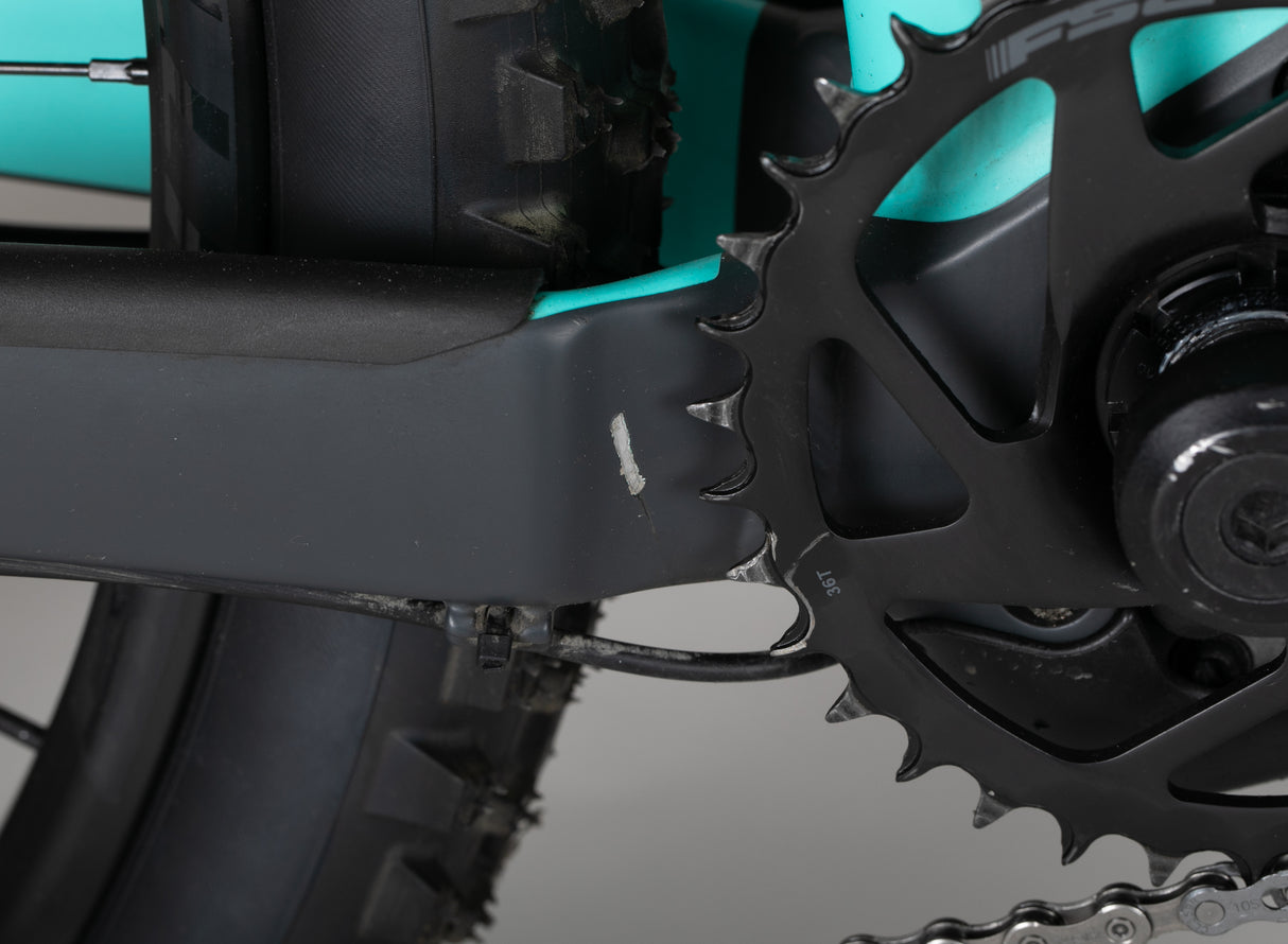 Trek Powerfly 4 - käytetty sähköpyörä 173–188 cm ajajalle