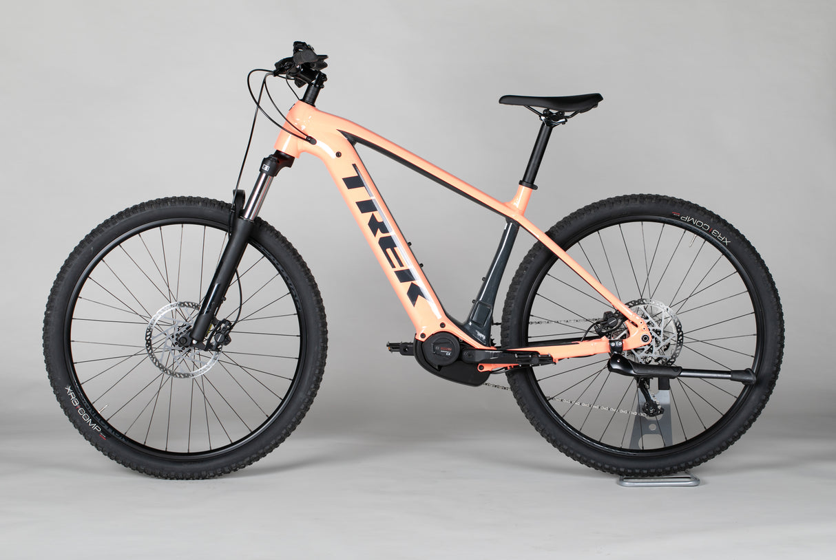 Trek Powerfly 4 - käytetty sähköpyörä 177-188 ajajalle