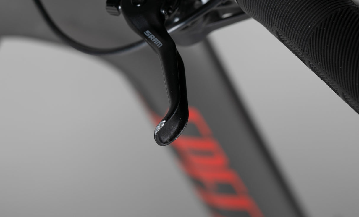 Specialized Turbo Levo Expert Carbon - käytetty sähköpyörä 178–189 cm ajajalle