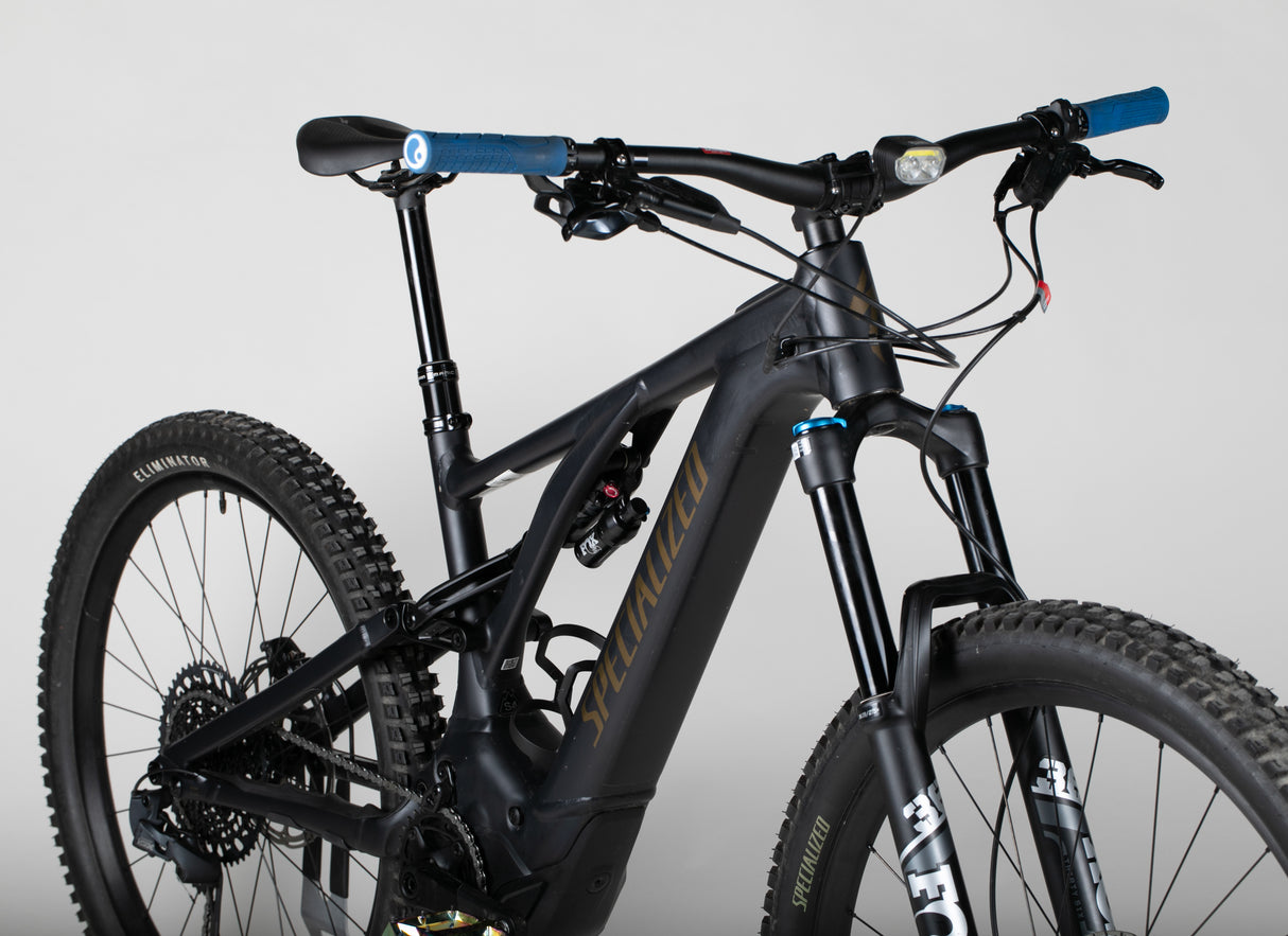 Specialized Turbo Levo Comp Alloy - käytetty sähköpyörä 173–188 cm ajajalle