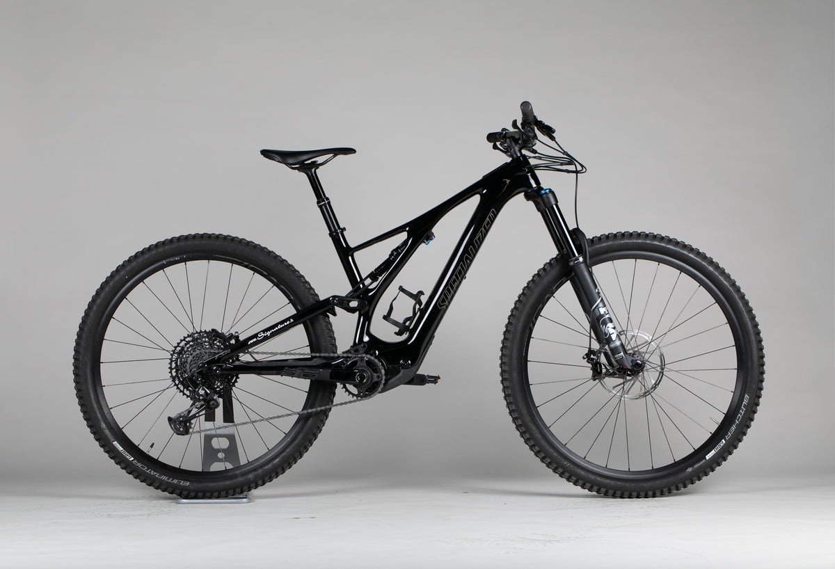 Specialized Turbo Levo SL Comp Carbon - käytetty sähköpyörä 168-180 cm ajajalle