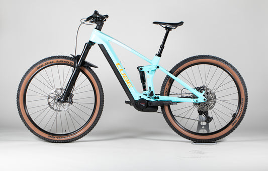 CUBE Stereo Hybrid 140 HPC Race 625 - käytetty sähköpyörä 170-180 cm ajajalle