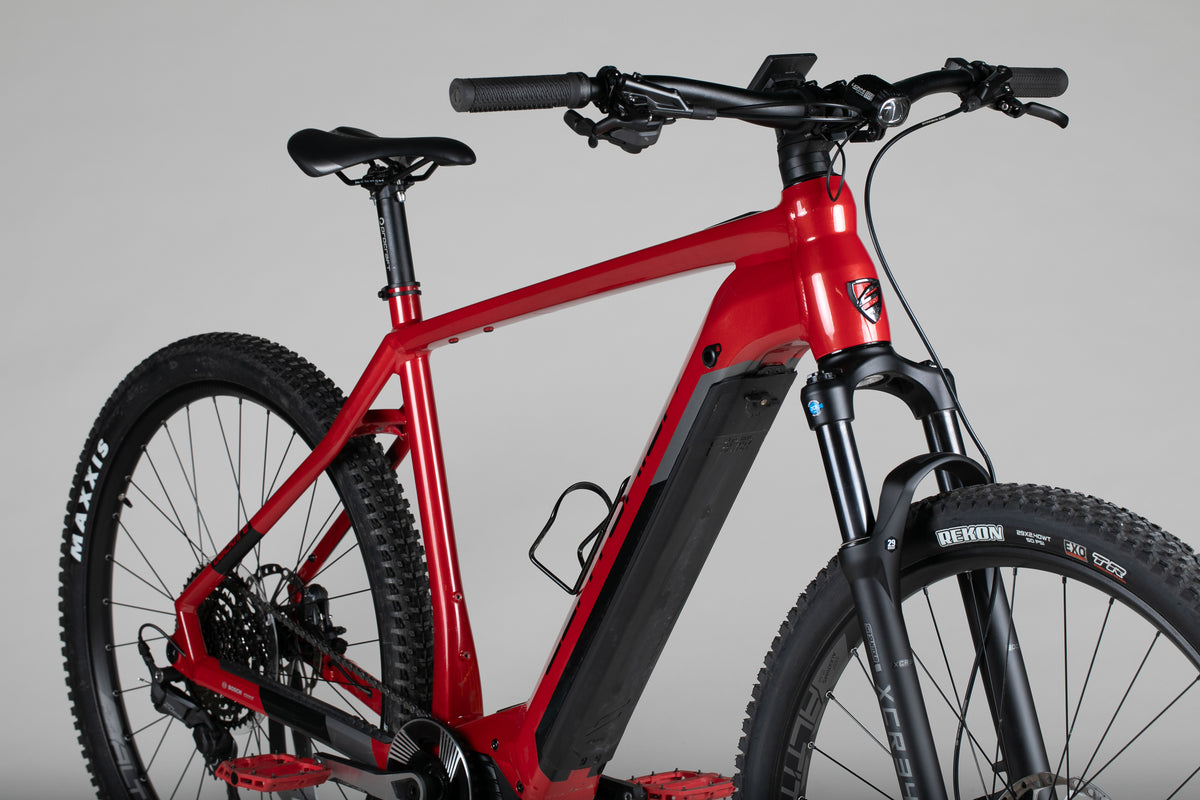 Centurion Backfire R800i - käytetty sähköpyörä 186-199 cm ajajalle