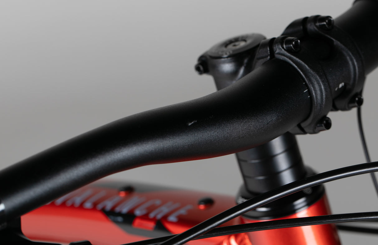 Rock Machine Avalanche E90 - käytetty sähköfatbike 170–185 cm ajajalle