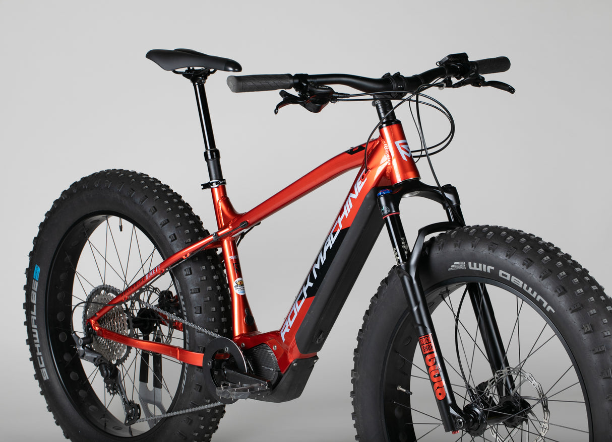 Rock Machine Avalanche E90 - käytetty sähköfatbike 170–185 cm ajajalle