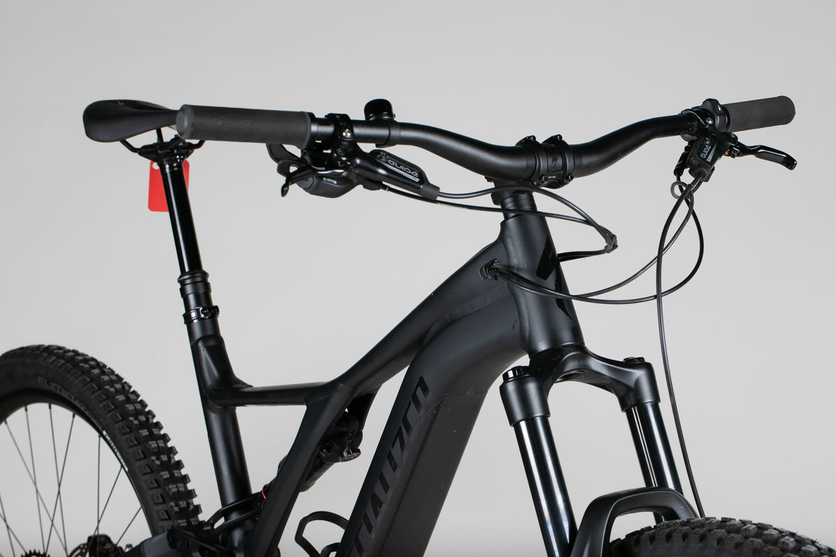 Specialized Turbo Levo - käytetty sähköpyörä 185-193 cm ajajalle