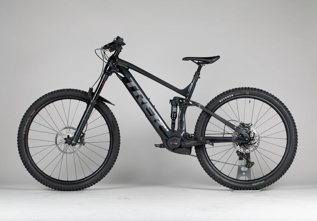 Trek Rail 7 Gen 3 - käytetty sähköpyörä 189-200 cm ajajalle