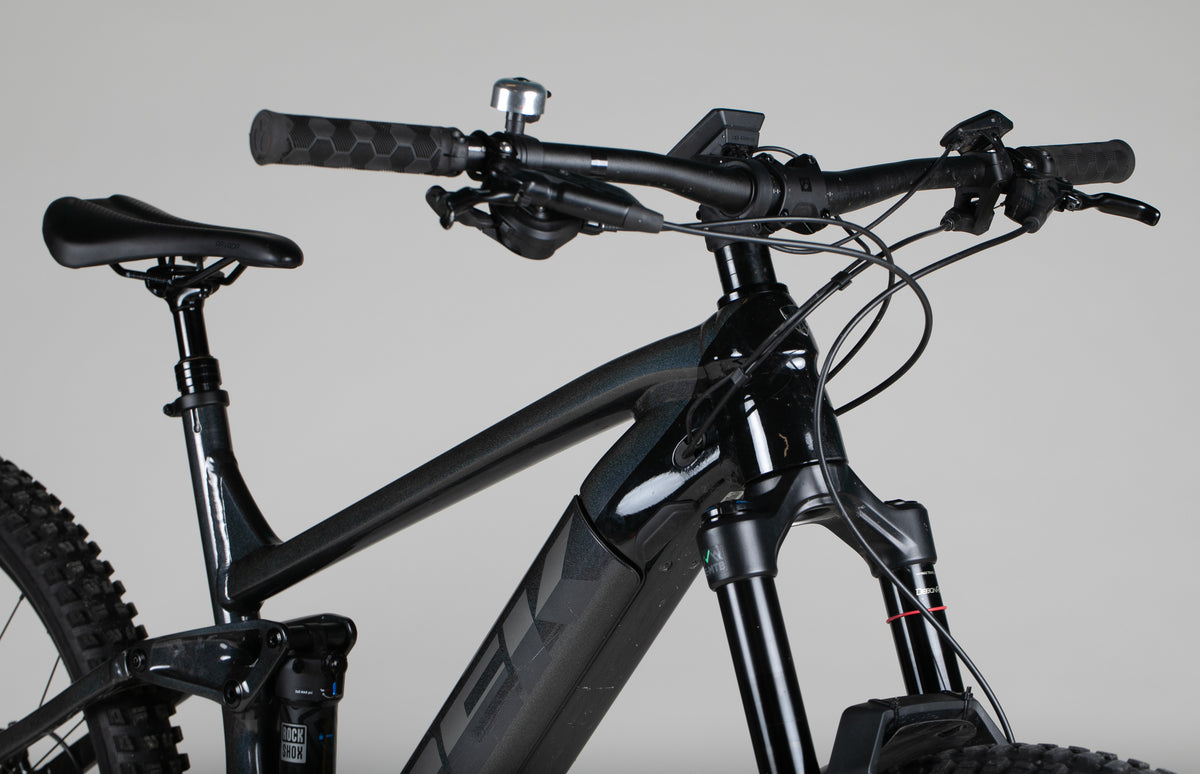 Trek Rail 7 Gen 3 - käytetty sähköpyörä 189-200 cm ajajalle