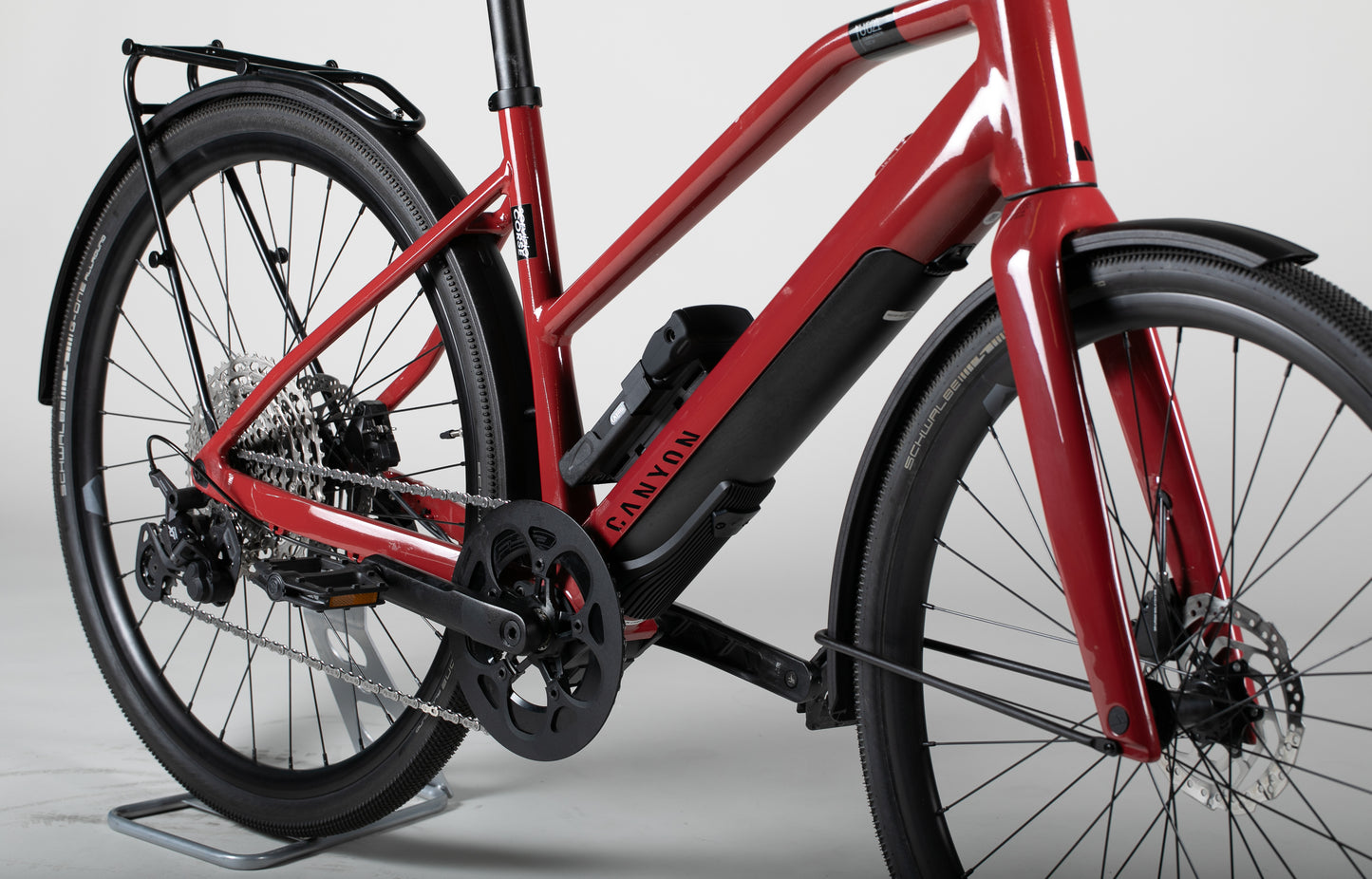 Canyon Commuter:ON 7 WMN Cherry - käytetty sähköpyörä 160-170 cm ajajalle