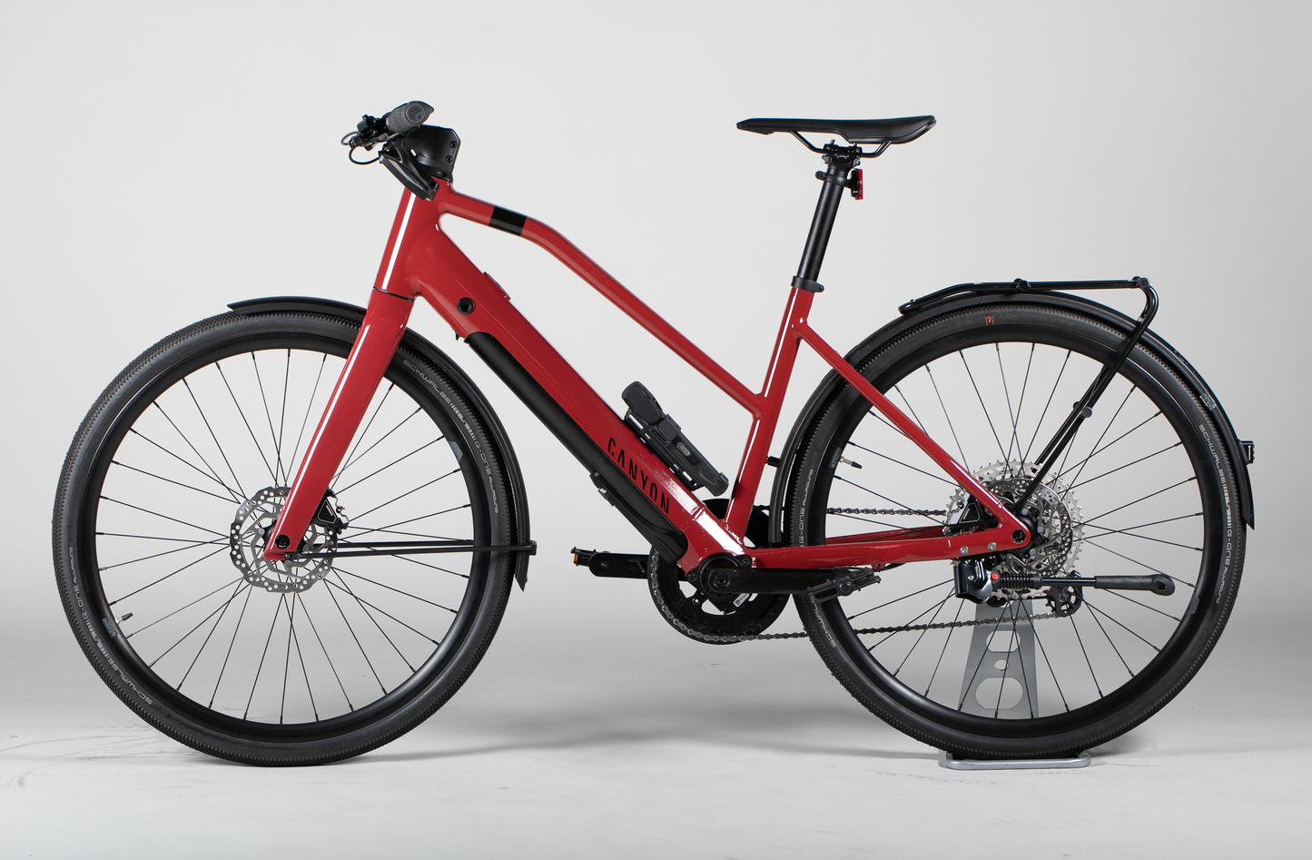 Canyon Commuter:ON 7 WMN Cherry - käytetty sähköpyörä 160-170 cm ajajalle
