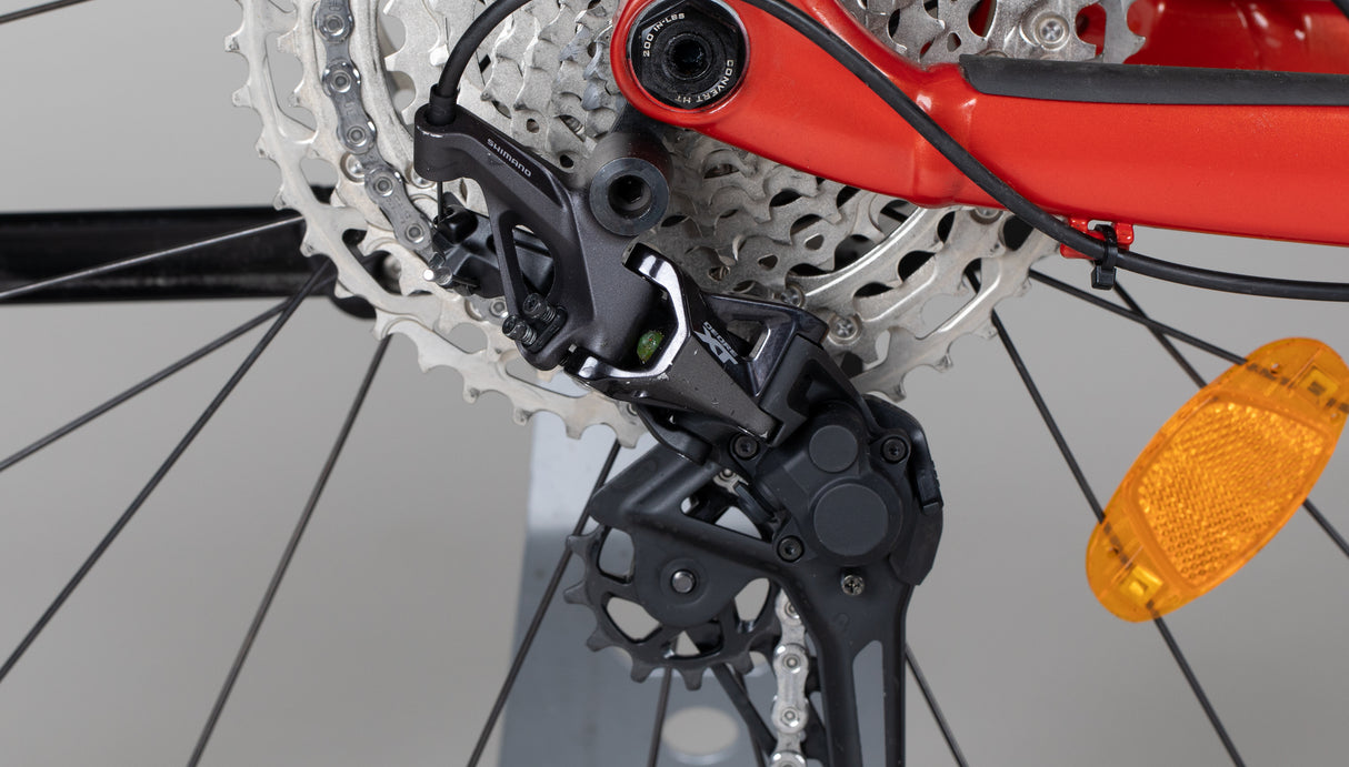 Trek Powerfly 5 - käytetty sähköpyörä 155-165 cm ajajalle