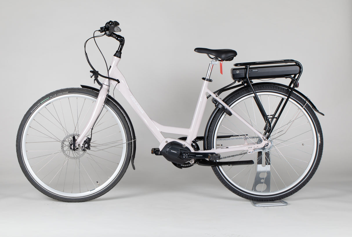 Helkama E7 - käytetty sähköpyörä 150–170 cm ajajalle