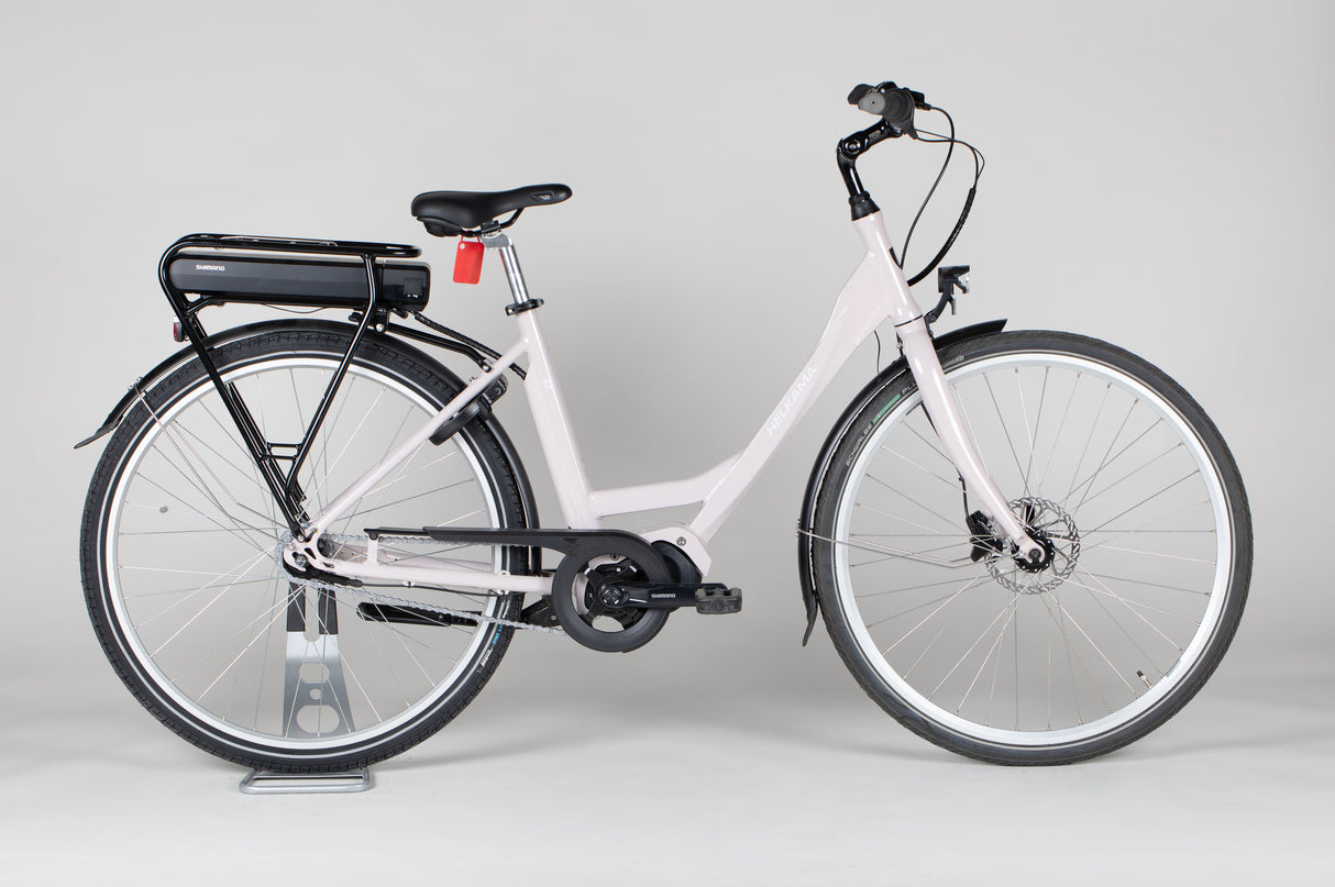 Helkama E7 - käytetty sähköpyörä 150–170 cm ajajalle