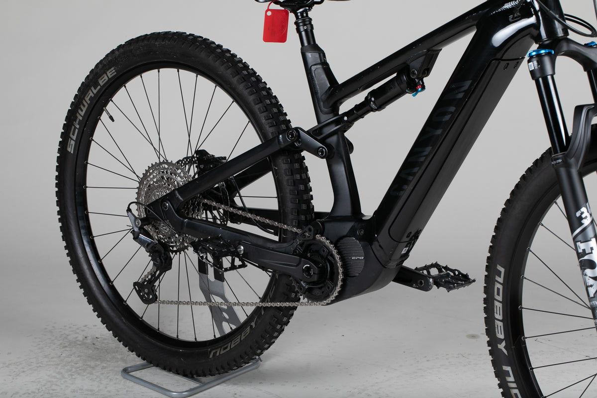 Canyon Neuron:On 7 - käytetty sähköpyörä 171-184 cm ajajalle