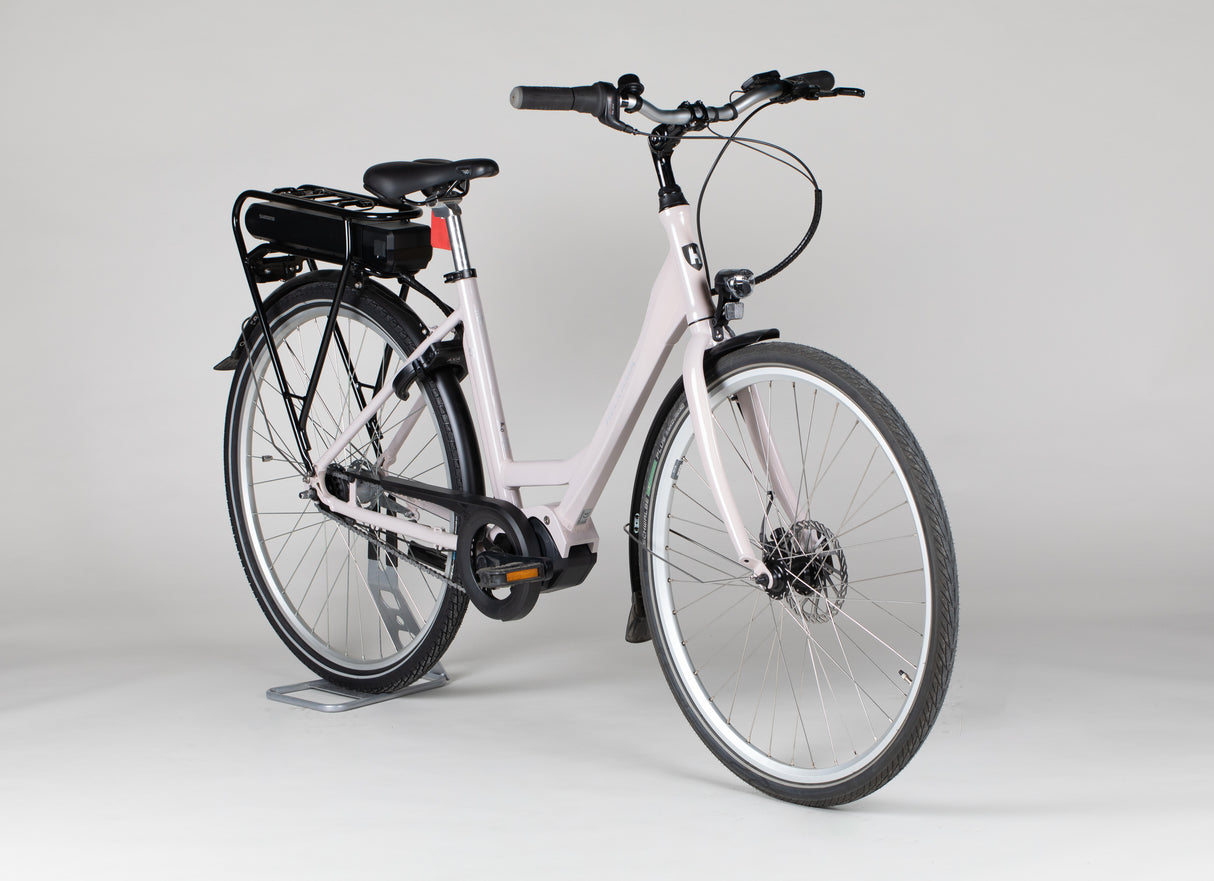 Helkama E7 - käytetty sähköpyörä 150–170 cm ajajalle