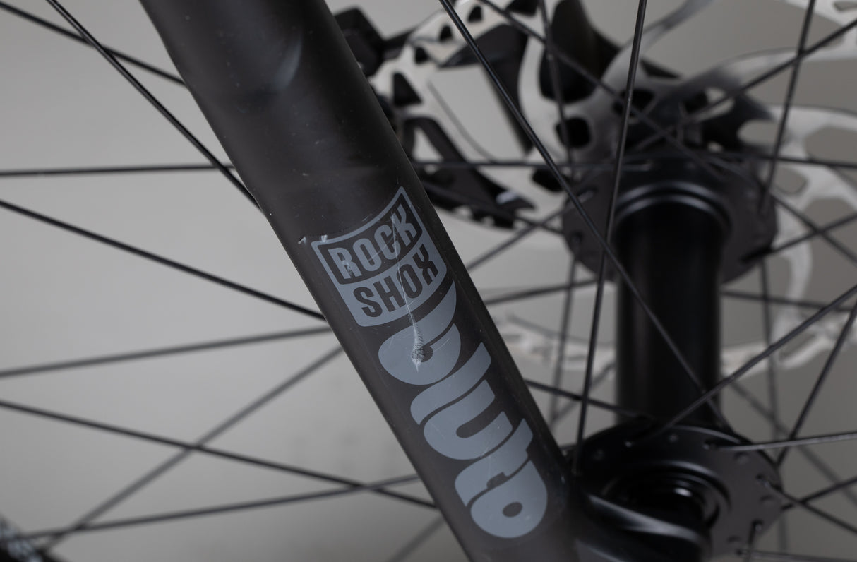 Tunturi E-Max - käytetty sähköfatbike 170–180 cm ajajalle