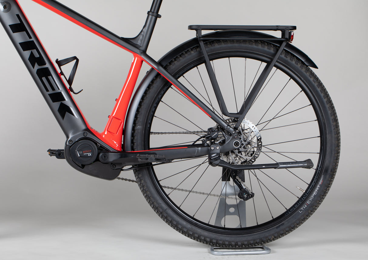 Trek Powerfly Sport 4 Equipped Gen 4 - käytetty sähköpyörä 188–195 cm ajajalle